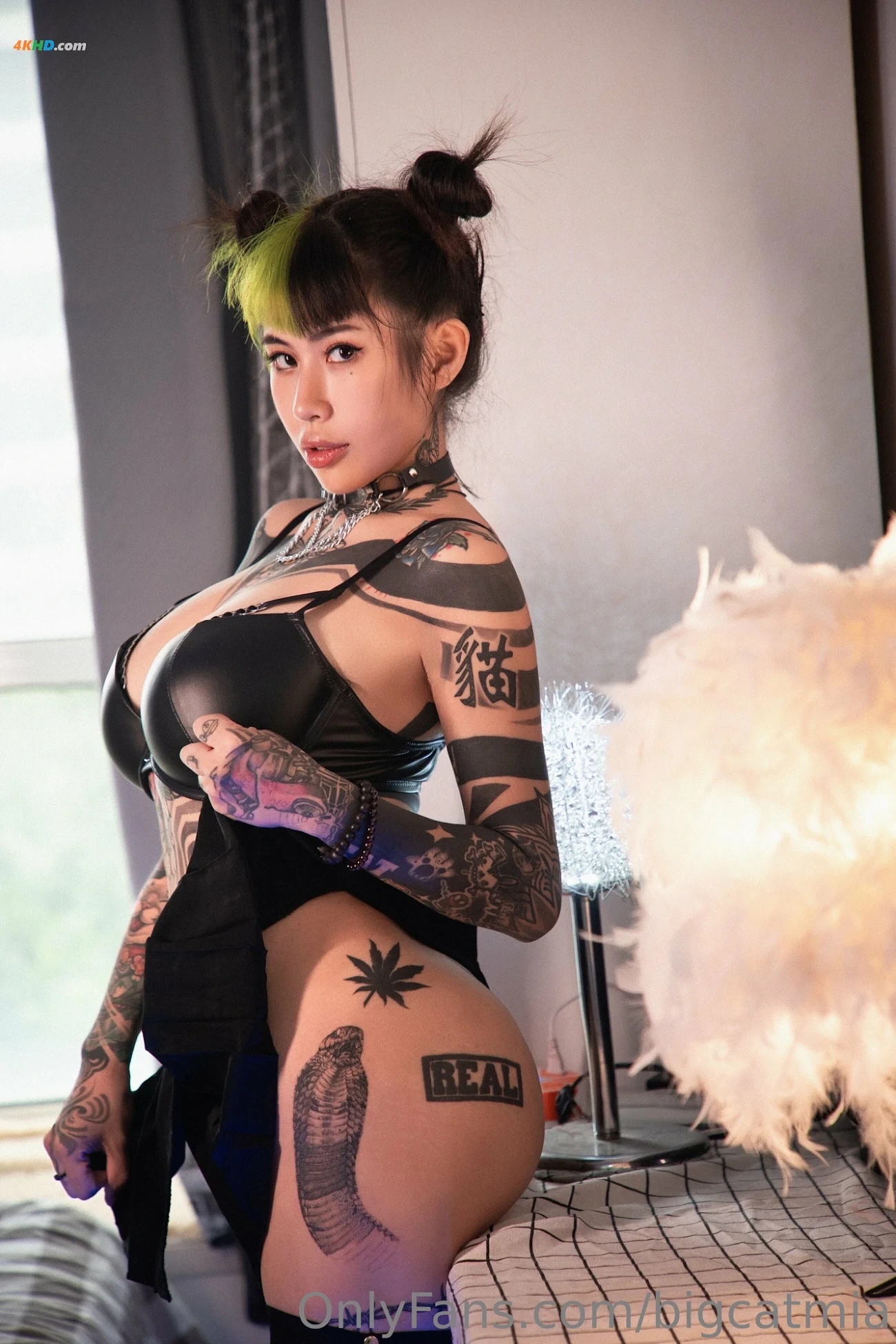 GaoQiaoYouMei(bigcatmia) - OnlyfansWenShenFuLiJiShiTuHeJi — photo 154