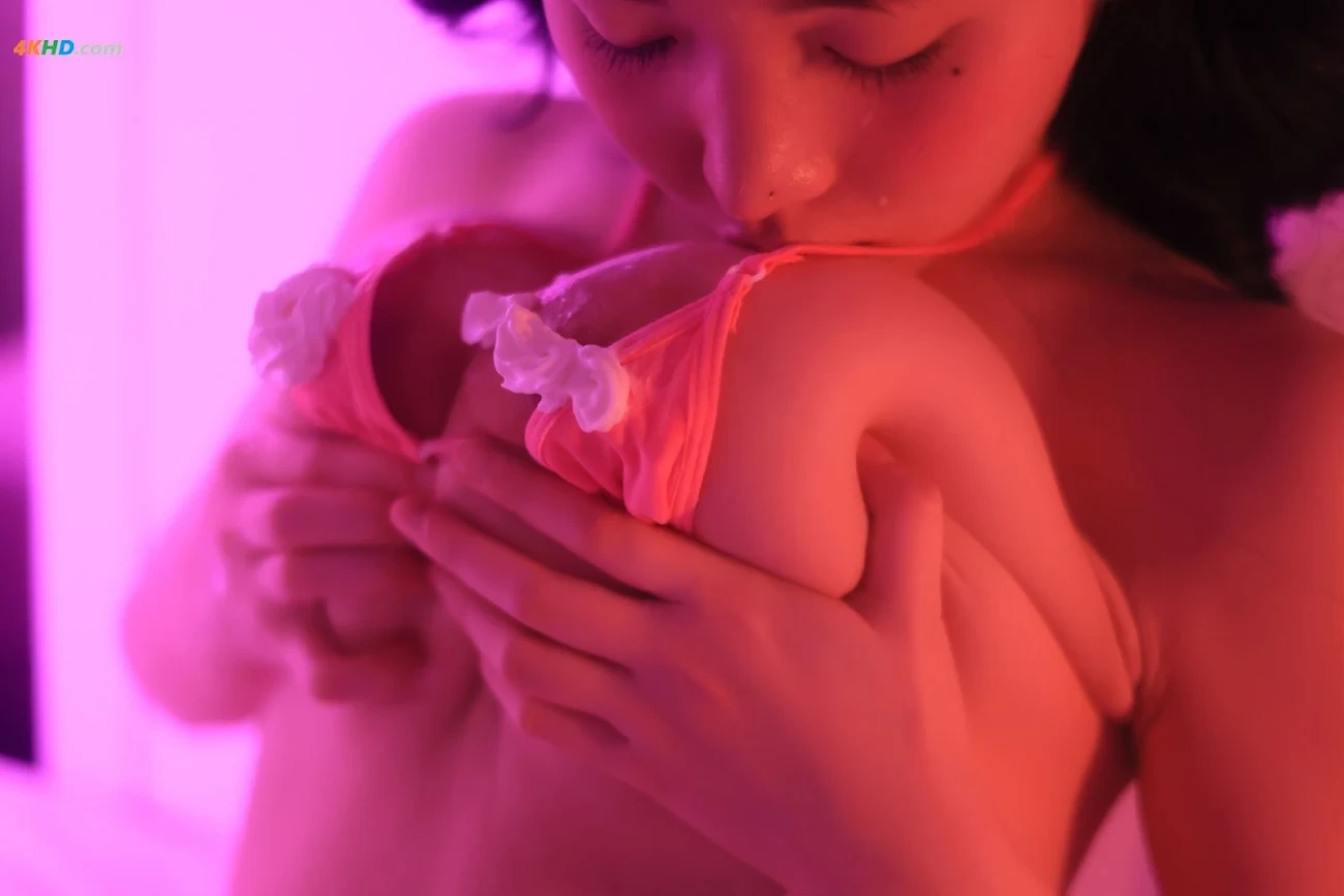Yeon Woo (YeonU) - TOY — photo 114