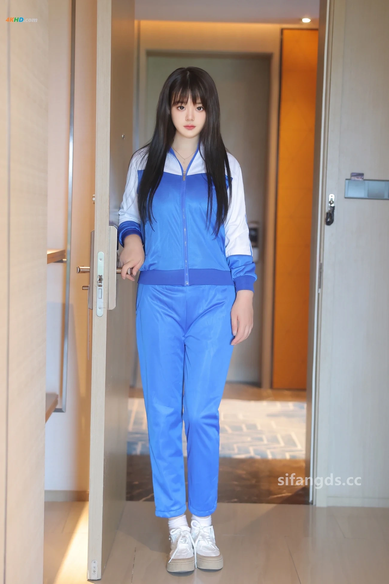 [XR Uncensored] ChenQiQi - R18 XiuRenWangMoTe QingChunXueShengZhuang — photo 1