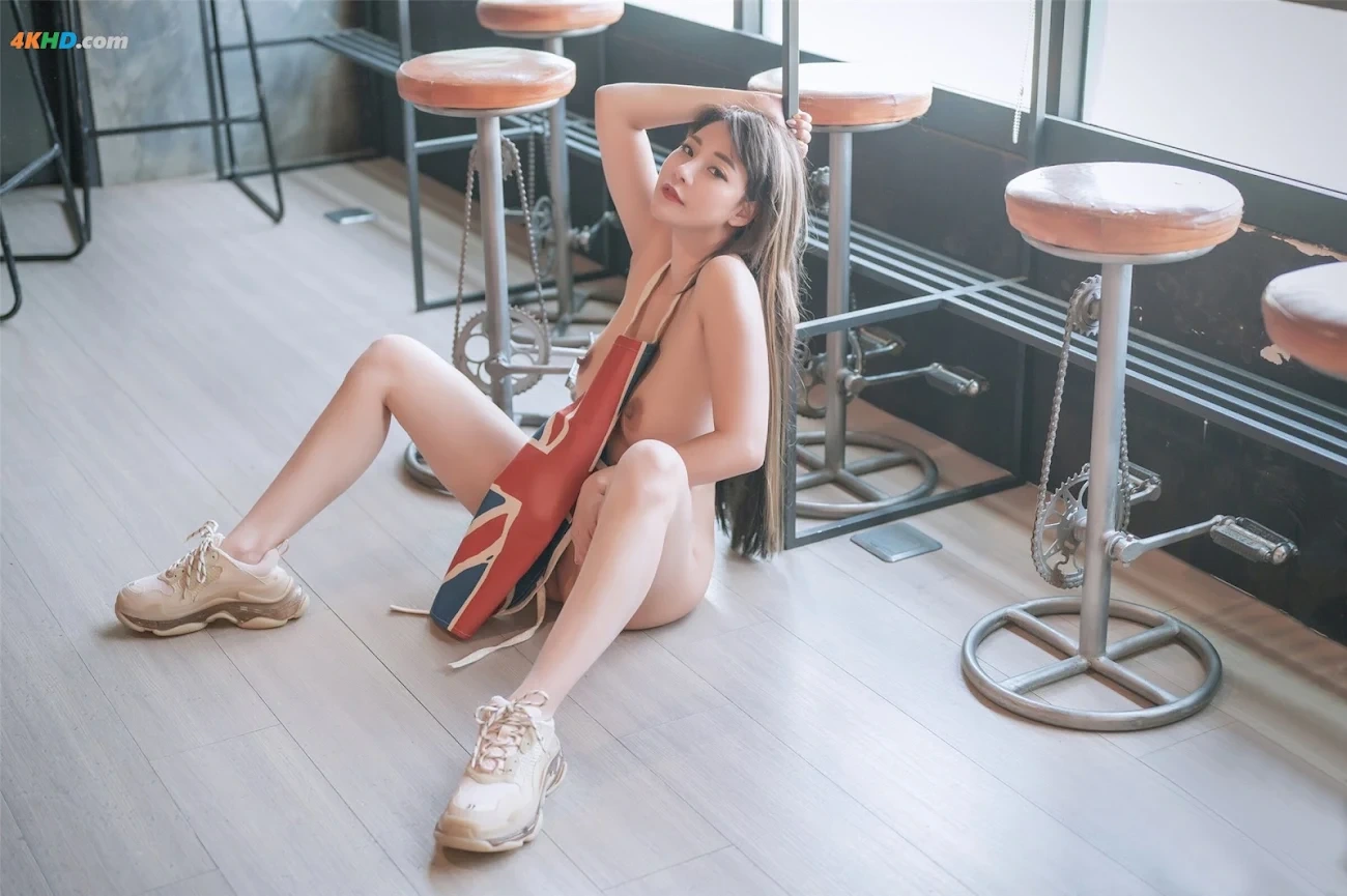 [JVID] Lele LeLe - JiMoLuRenKaFeiGuan — photo 111