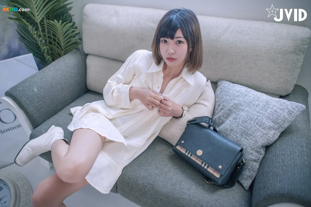 [JVID] GuoBaoBao - MianShiYuDaoBianTaiGongSiGuoBaoBao — photo 22