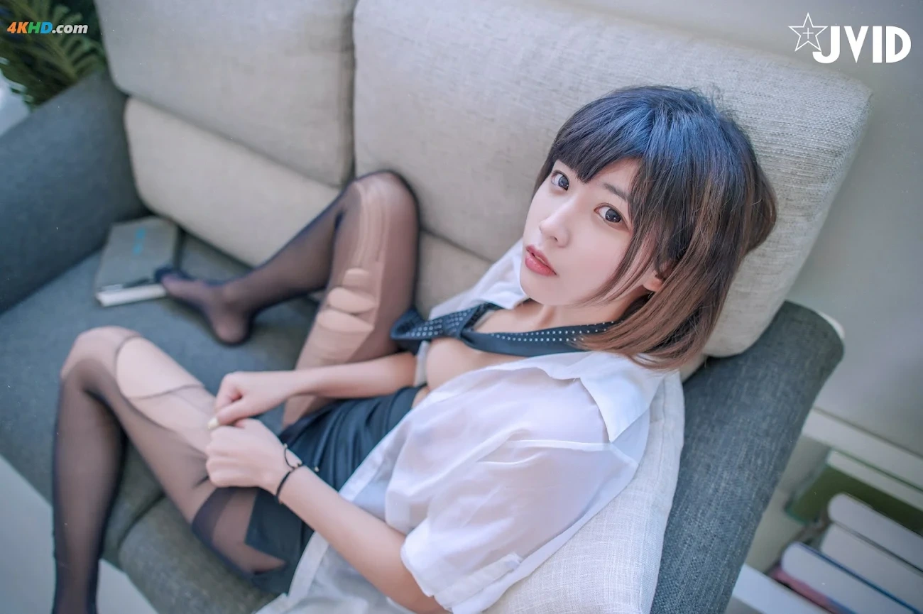 [JVID] GuoBaoBao - MianShiYuDaoBianTaiGongSiGuoBaoBao — photo 76
