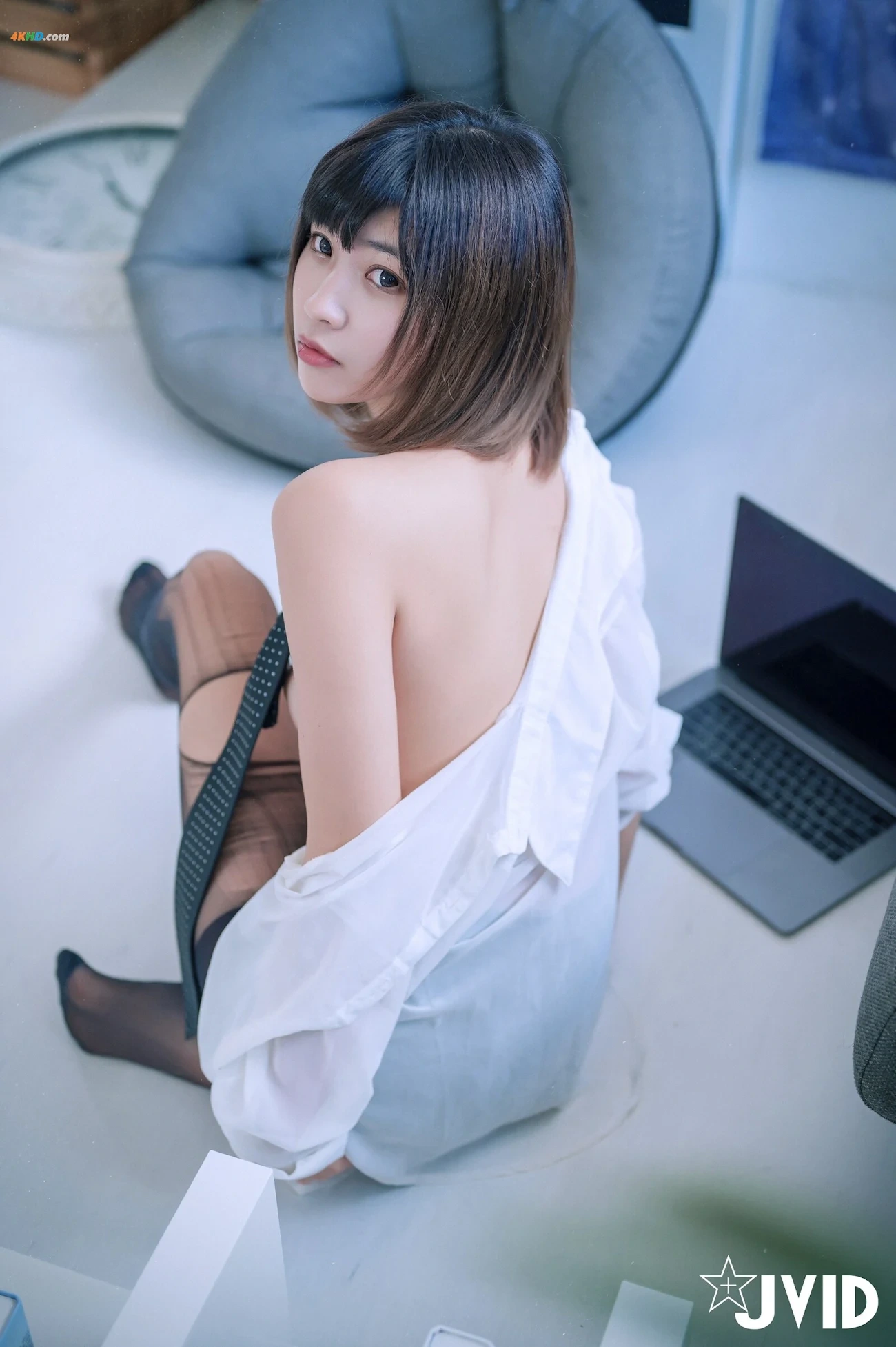 [JVID] GuoBaoBao - MianShiYuDaoBianTaiGongSiGuoBaoBao — photo 79