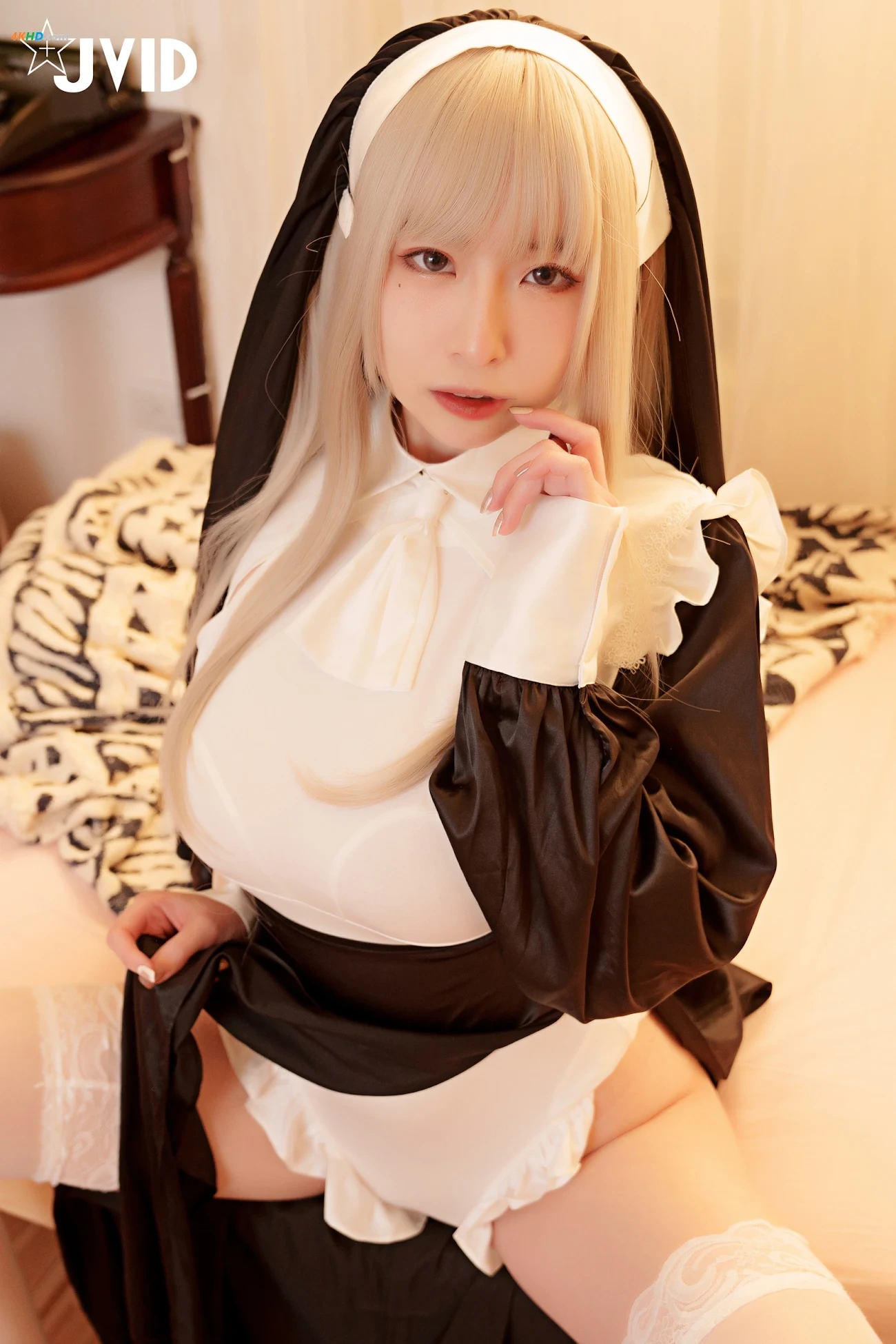 [JVID]-LiFeiEr-QiJiShenRunoShengNuLiFeiErZhuanShengHouMaShangJinXingHuangTangXingAi! — photo 14