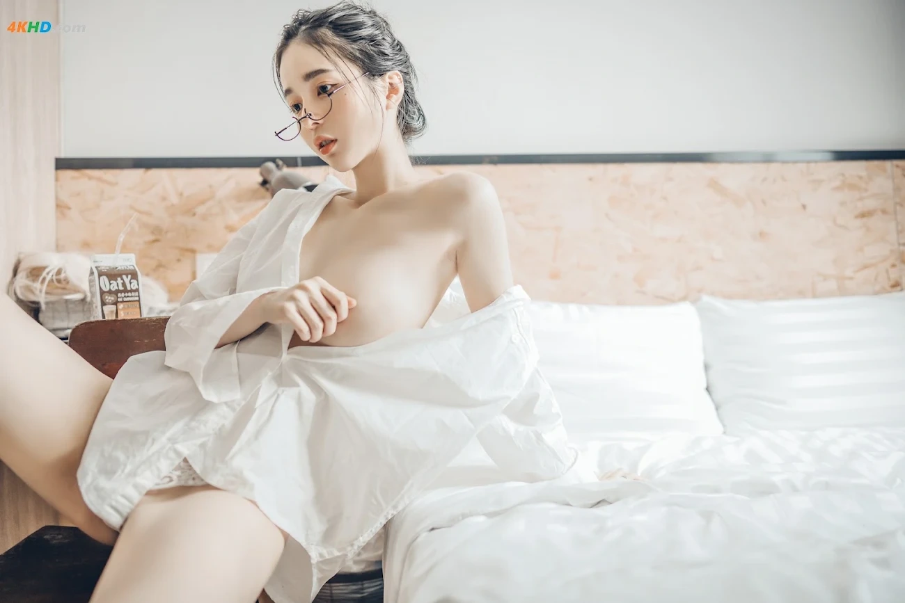 [JVID] ChenChen - ZhongYuYueDaoNuShenPaoTang-YuJinYiZhiDiao-ZuiHouBuChuanLeZhiJiePai — photo 21