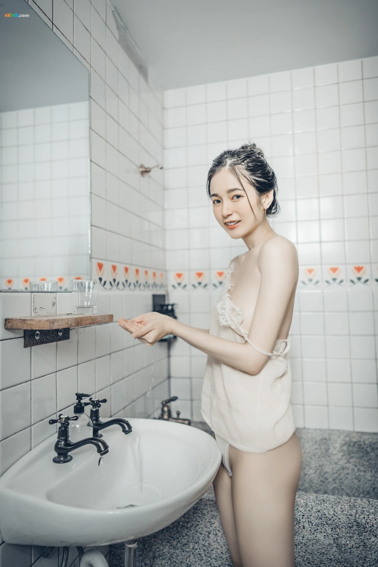 [JVID] ChenChen - ZhongYuYueDaoNuShenPaoTang-YuJinYiZhiDiao-ZuiHouBuChuanLeZhiJiePai — photo 42