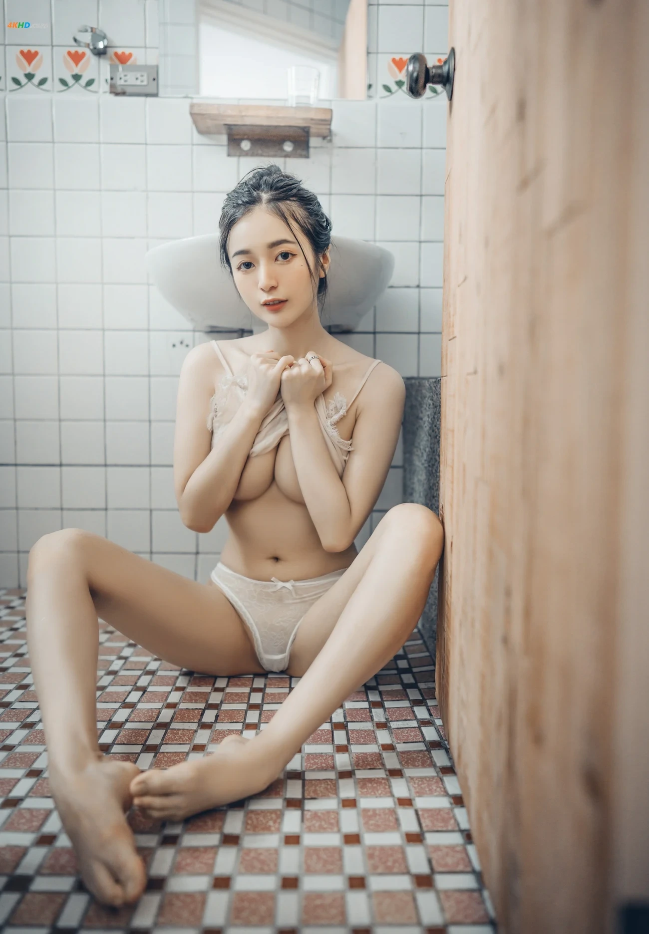 [JVID] ChenChen - ZhongYuYueDaoNuShenPaoTang-YuJinYiZhiDiao-ZuiHouBuChuanLeZhiJiePai — photo 64