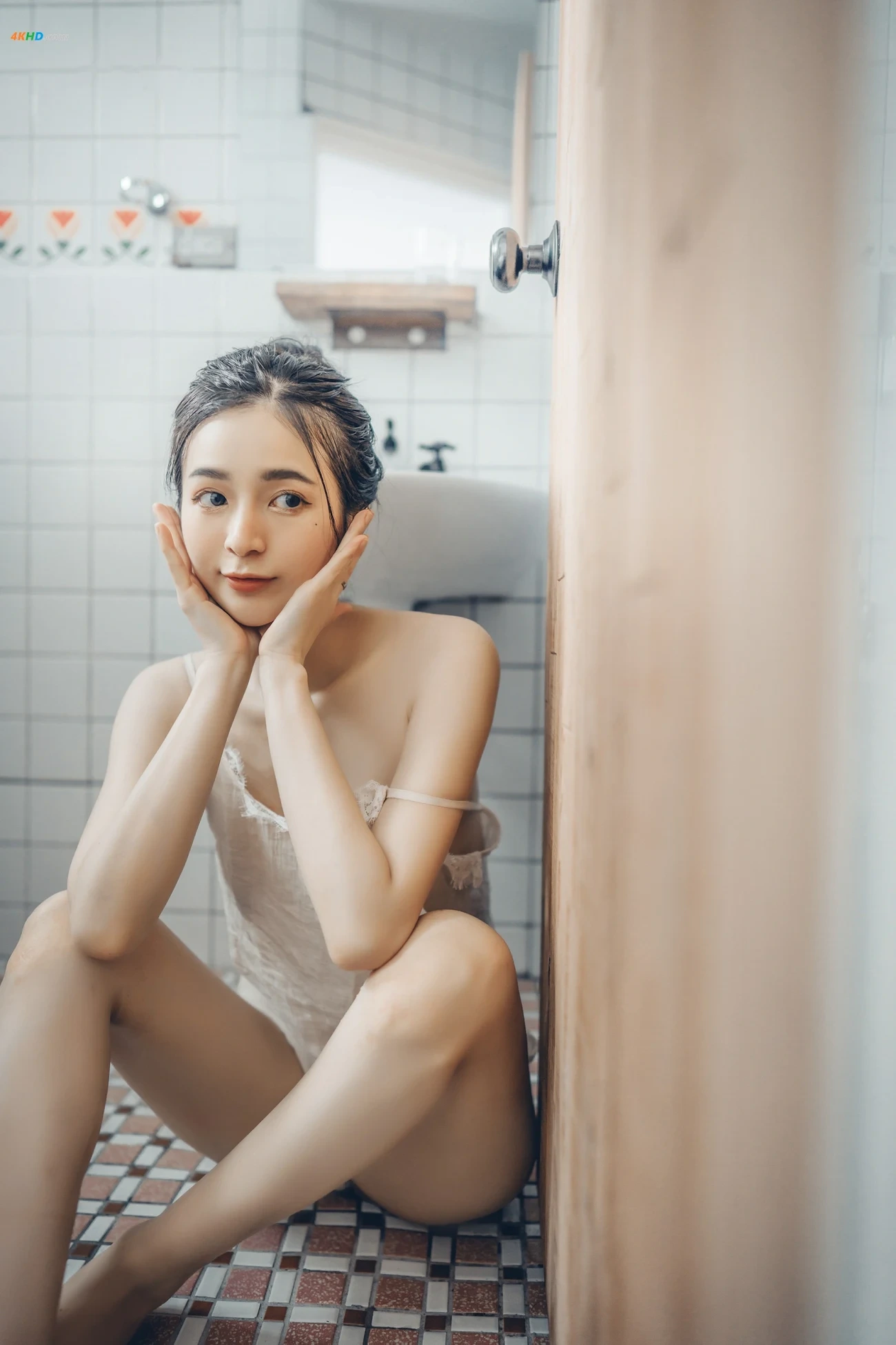 [JVID] ChenChen - ZhongYuYueDaoNuShenPaoTang-YuJinYiZhiDiao-ZuiHouBuChuanLeZhiJiePai — photo 70
