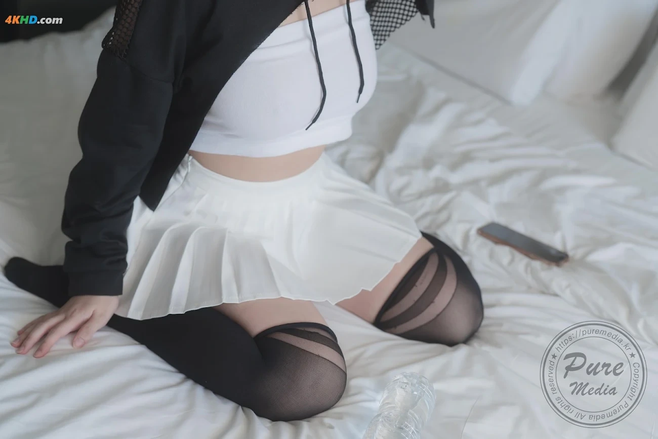 Pure Media Vol.290 Yuna — photo 17