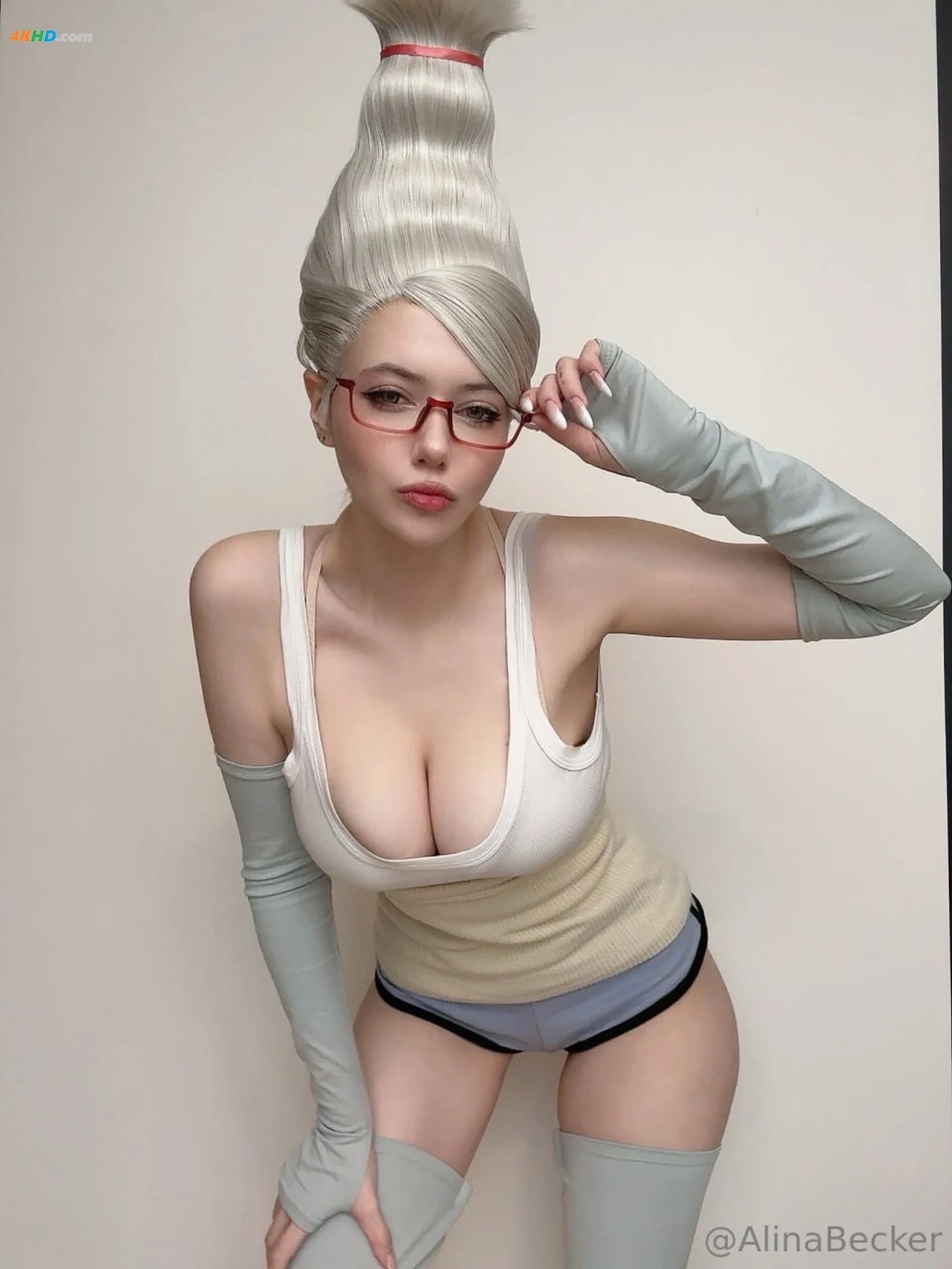 Alina Becker - Seiko Ayase — photo 1