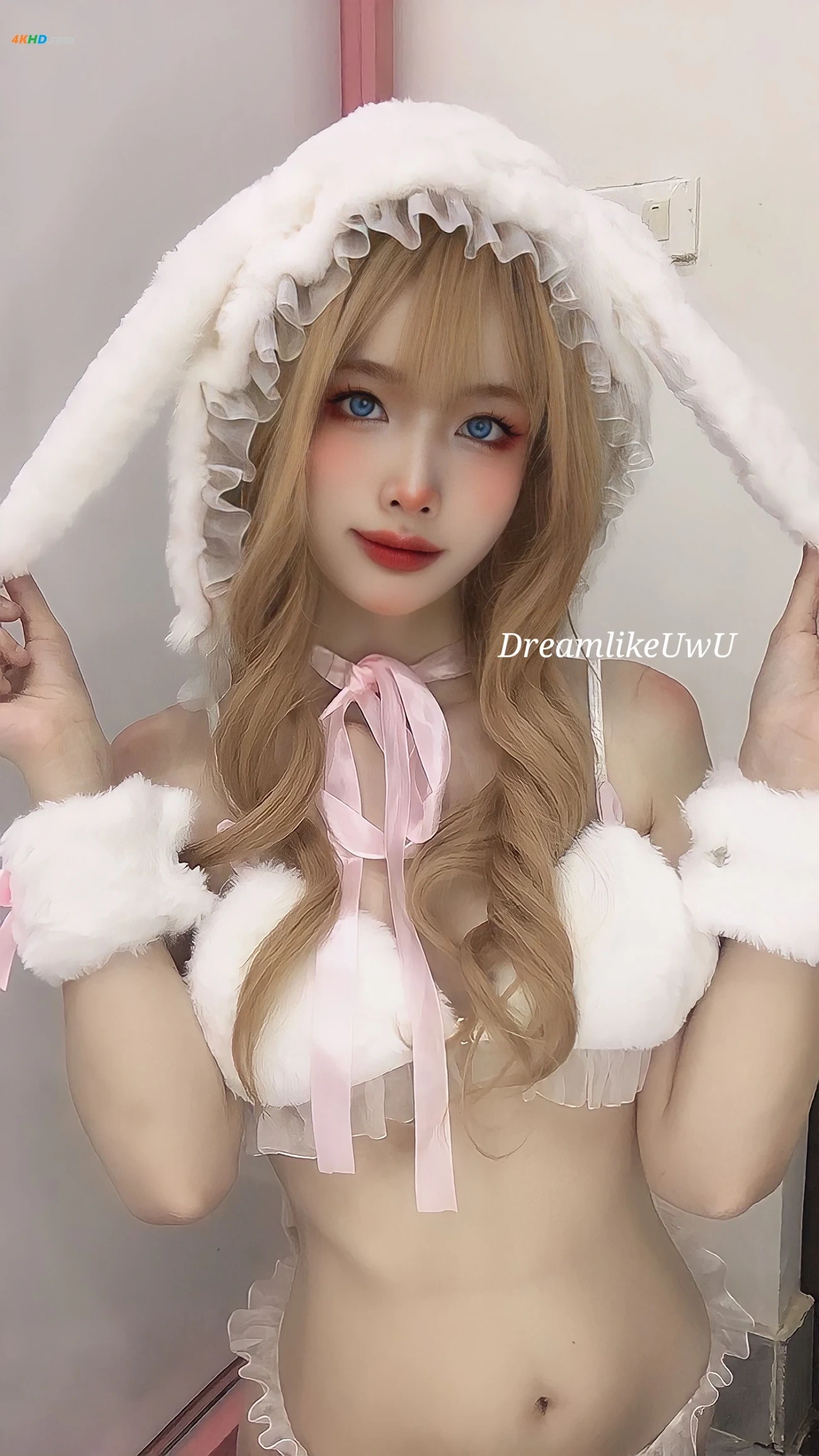 DreamlikeUwU White Rabbit — photo 4