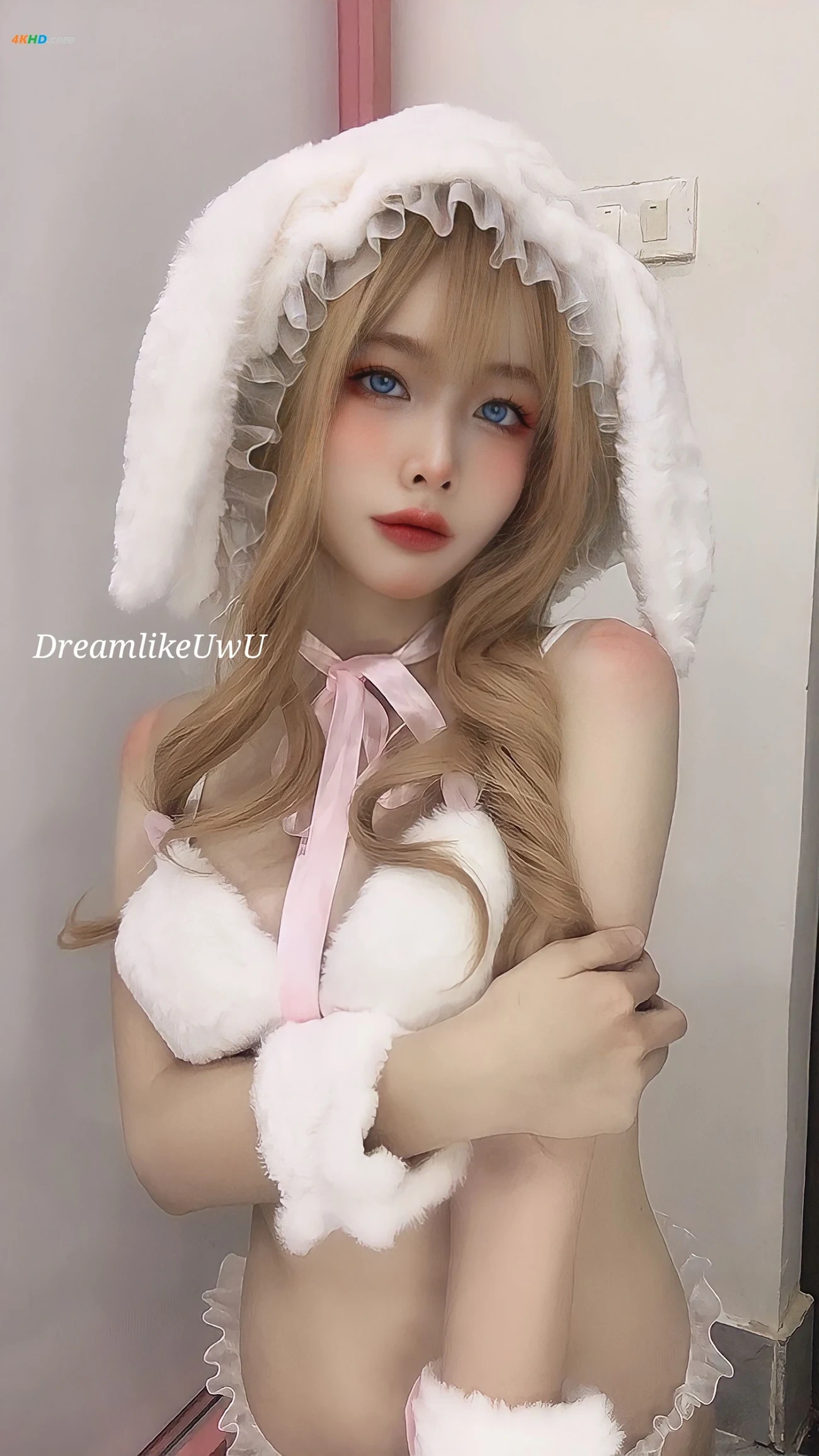 DreamlikeUwU White Rabbit — photo 8
