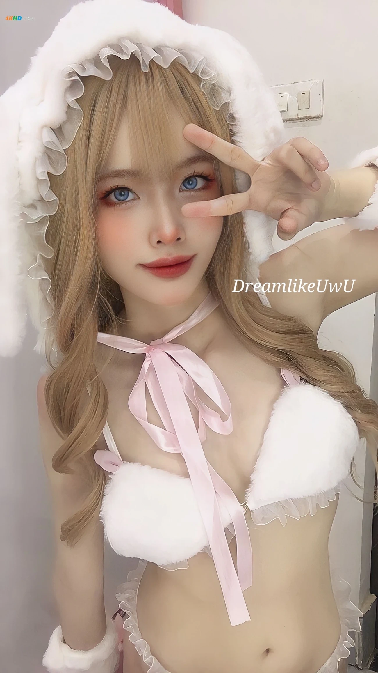 DreamlikeUwU White Rabbit — photo 11