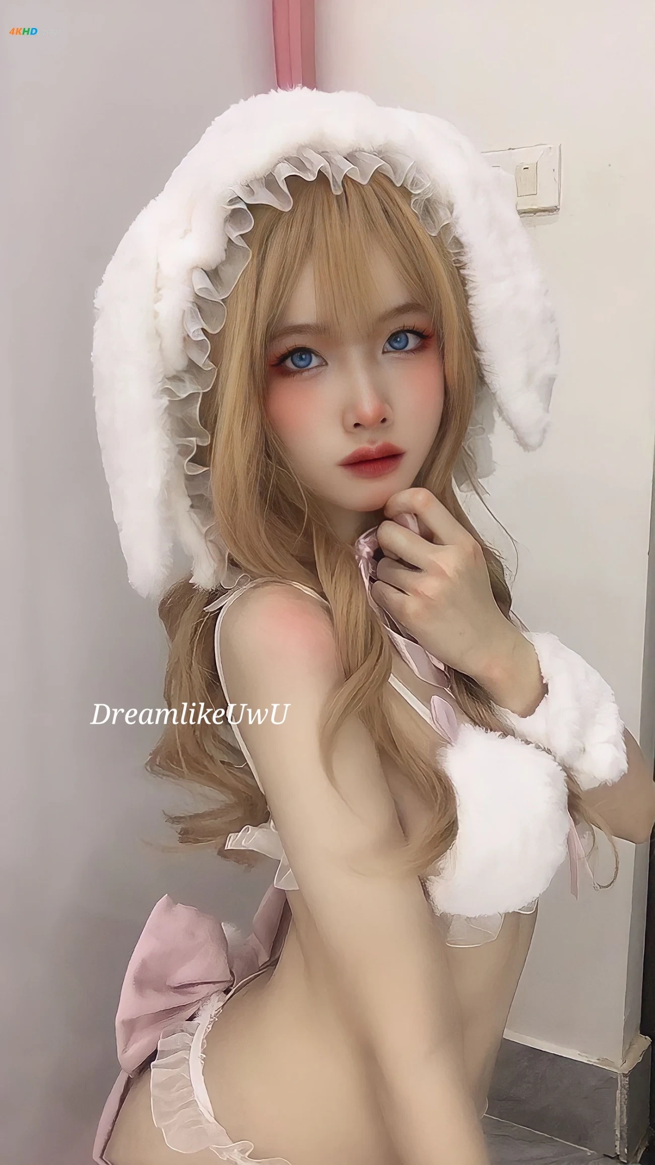 DreamlikeUwU White Rabbit — photo 14