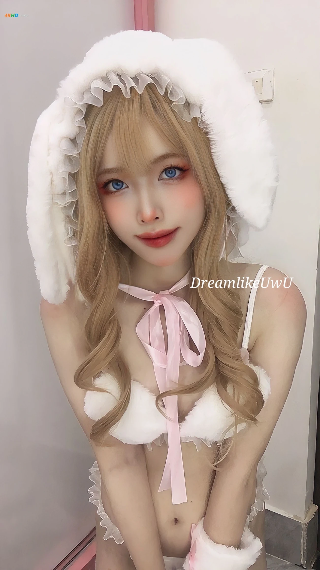 DreamlikeUwU White Rabbit — photo 15