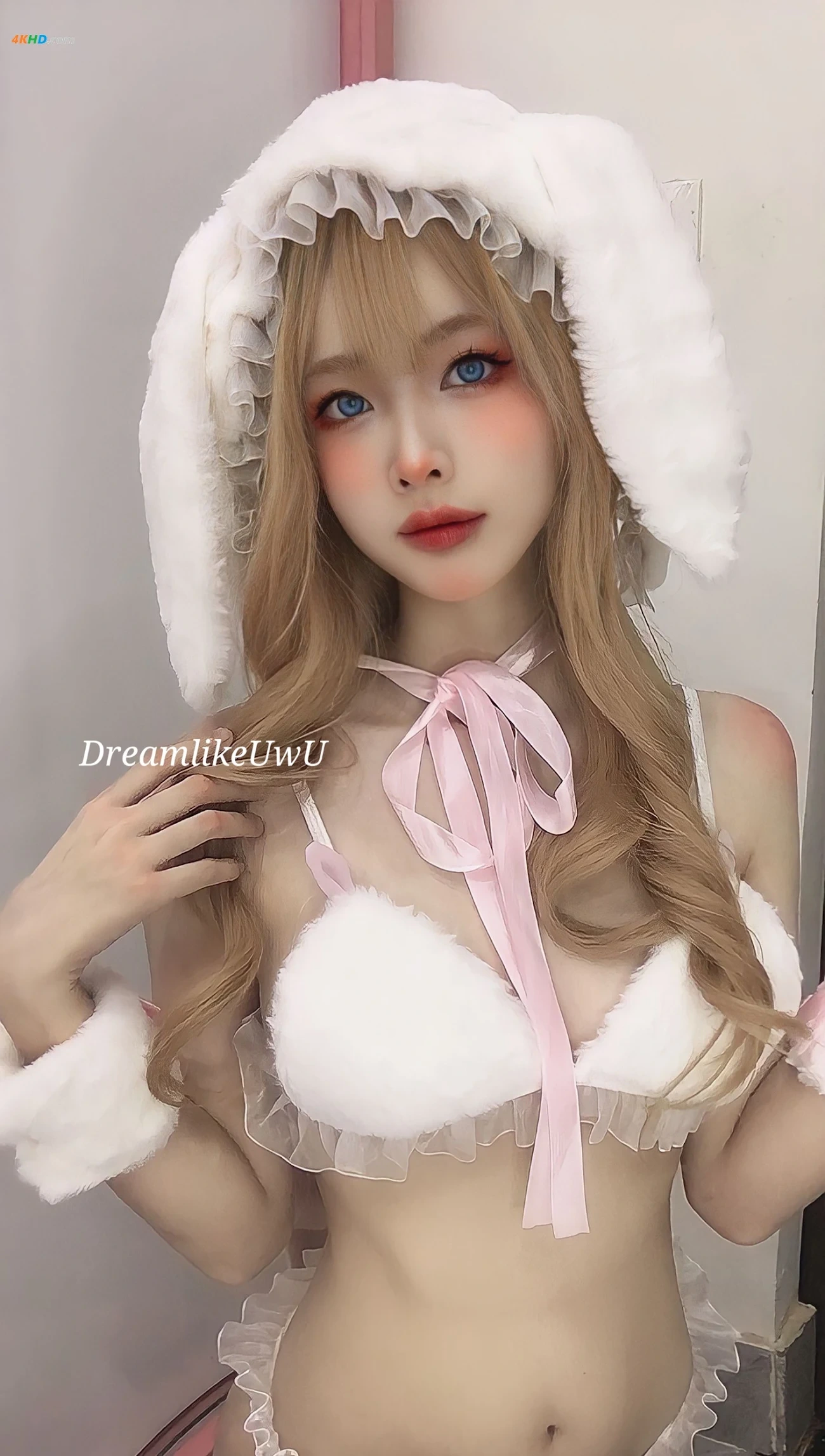 DreamlikeUwU White Rabbit — photo 18