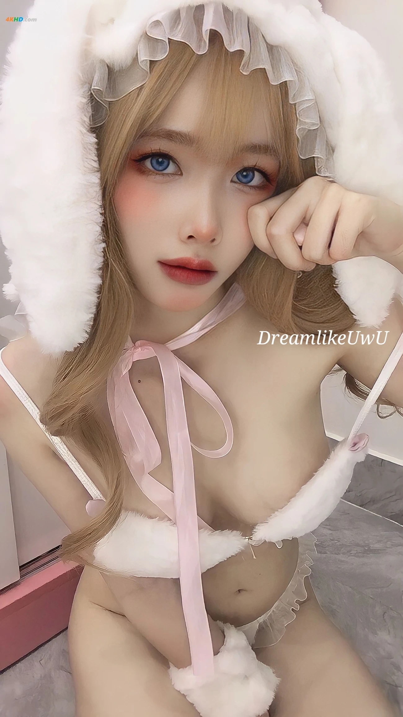 DreamlikeUwU White Rabbit — photo 26