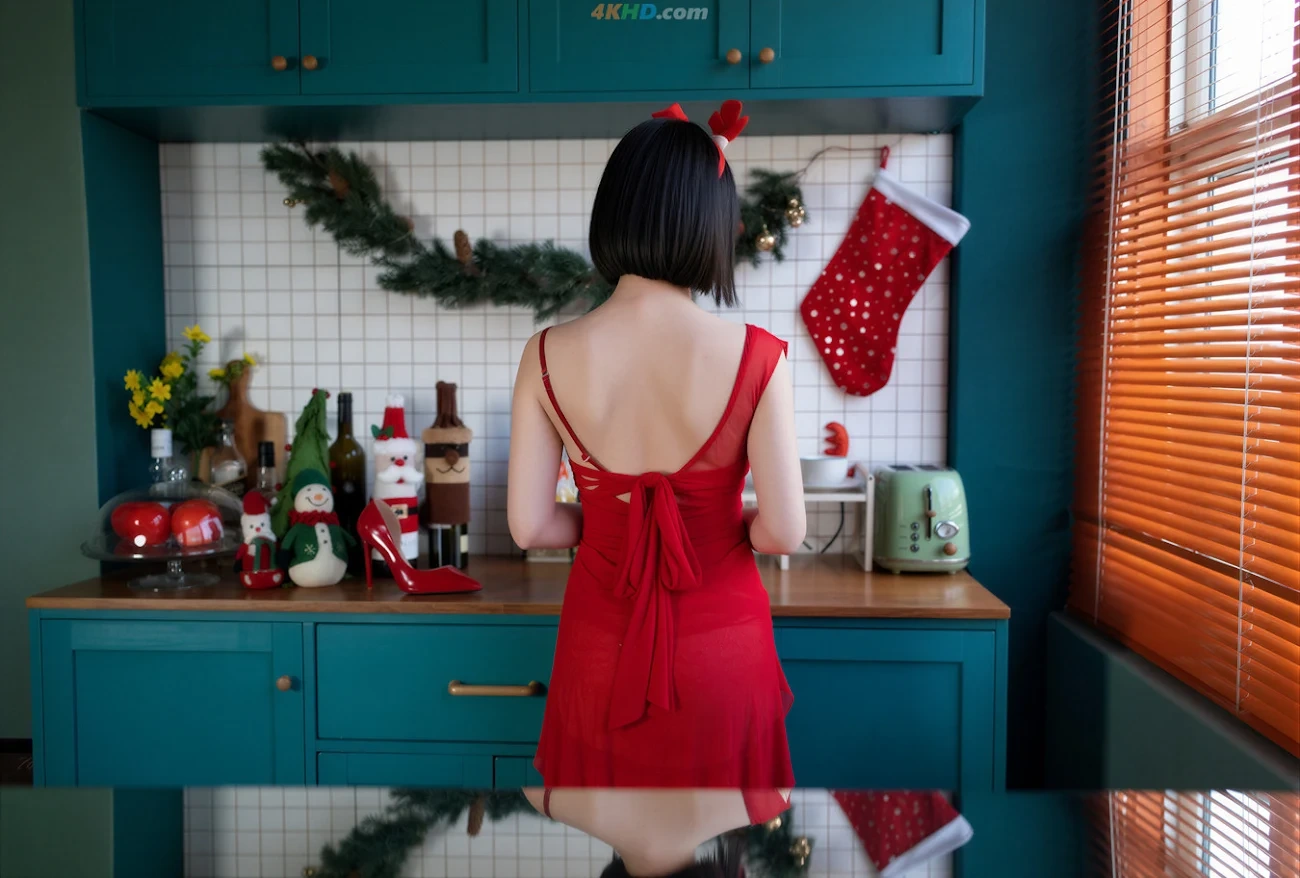 [AI Enhanced] [MIB] Noah (NoA) - Secret Santa — photo 41