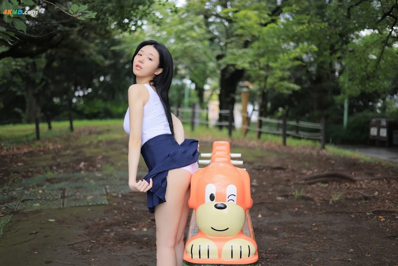Yeon Woo (YeonU) - Panty-ra — photo 1