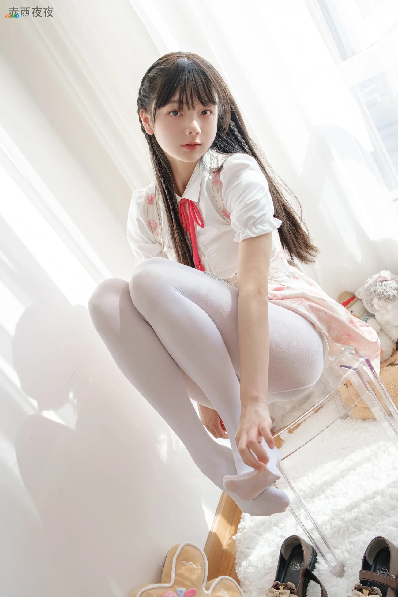 ZhiGuaiHuaCe - YeYe BaiSiJK — photo 9