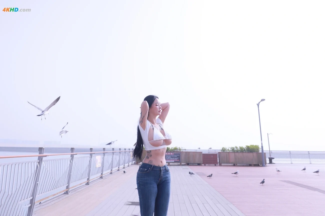 SAINT BOYEON - Moo Hot Debut — photo 9