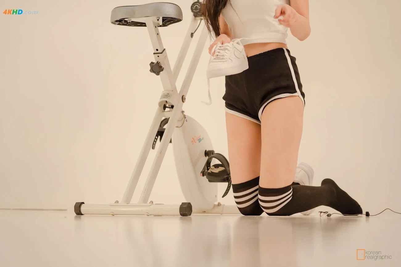 [Korean Realgraphic] No.101 Bicycle Girl — photo 3
