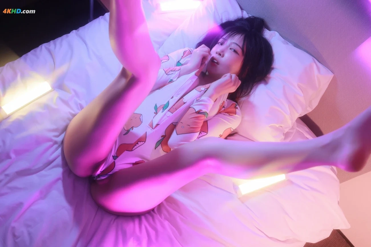 [Patreon] rinamomorina (momorina) - Saucy Red — photo 17