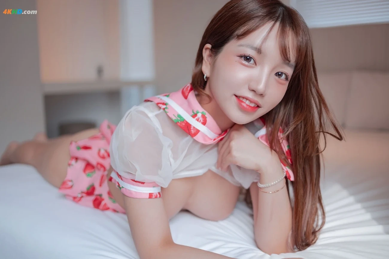 [Yoonbly] Strawberry Lingerie — photo 16