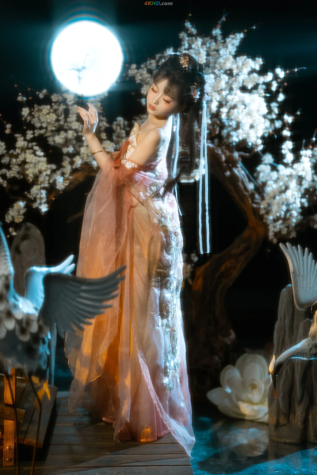 TieShouJiaoShou WeiGongKaiZuoPinXiaoHeJi — photo 14