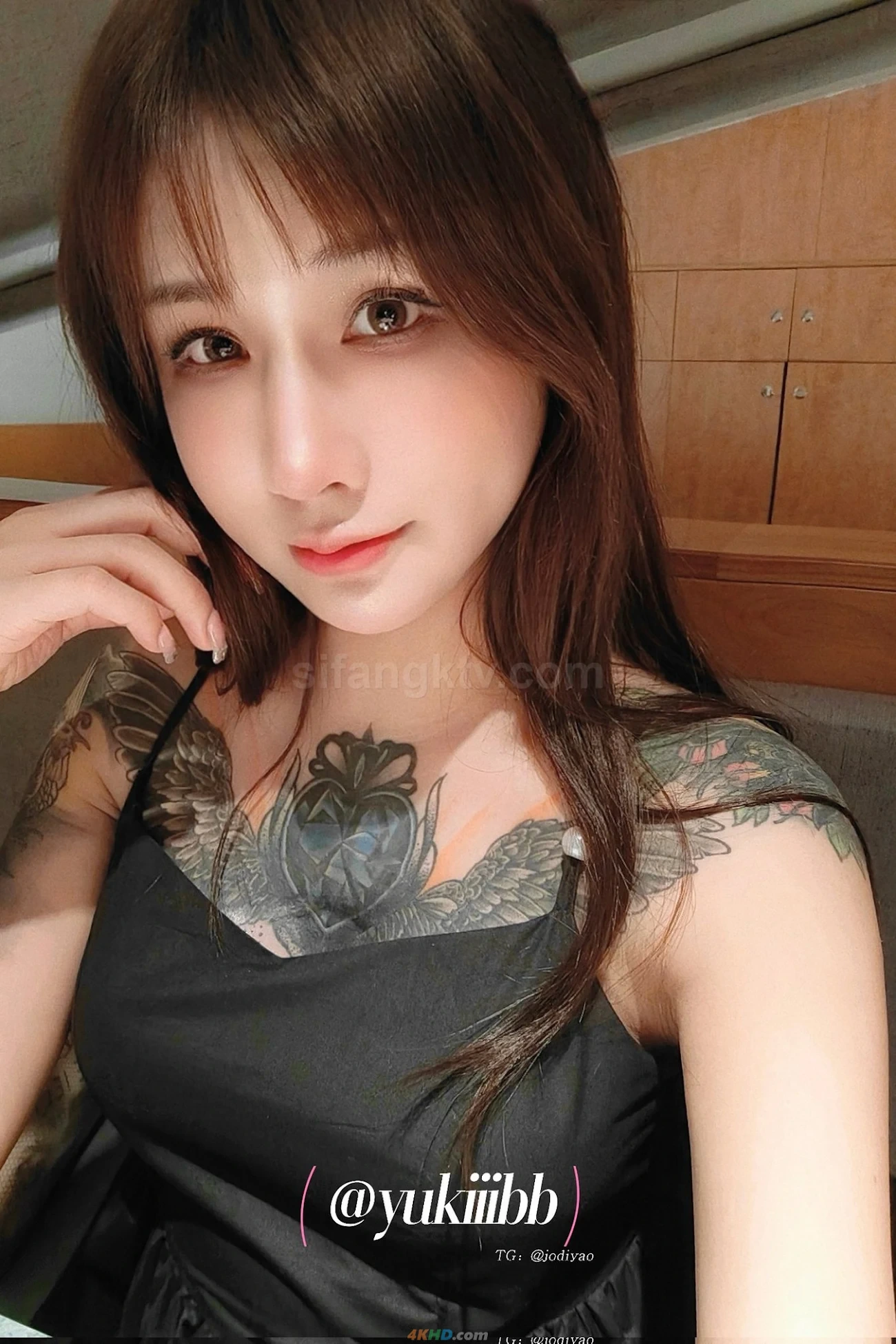 [OtherXXX] GeLeiRenQiSeYingShiQianGuiZeJiPinWangHongSiPaiLiuChu — photo 415