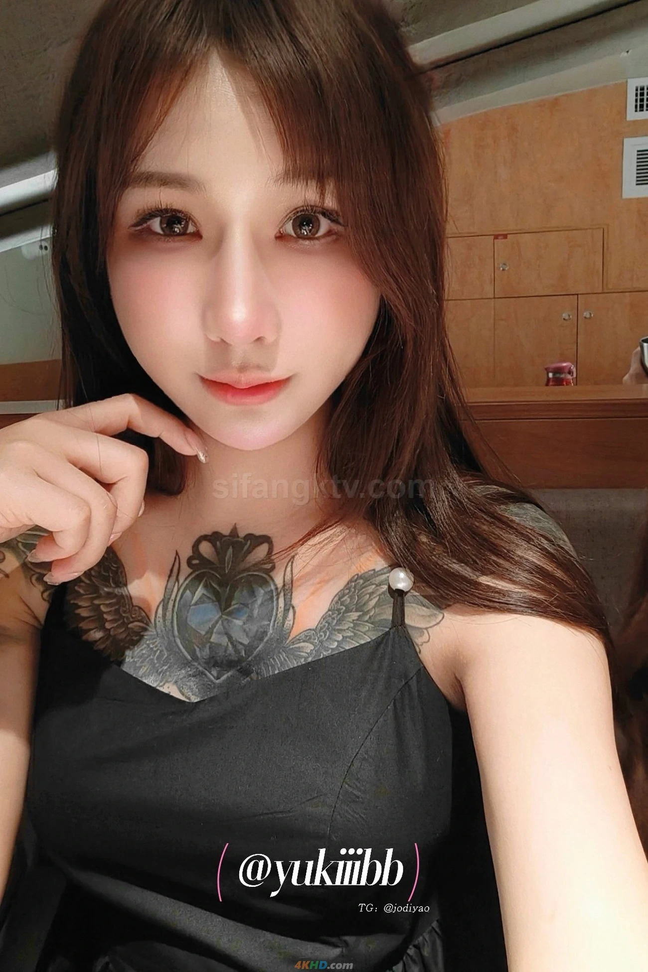 [OtherXXX] GeLeiRenQiSeYingShiQianGuiZeJiPinWangHongSiPaiLiuChu — photo 423