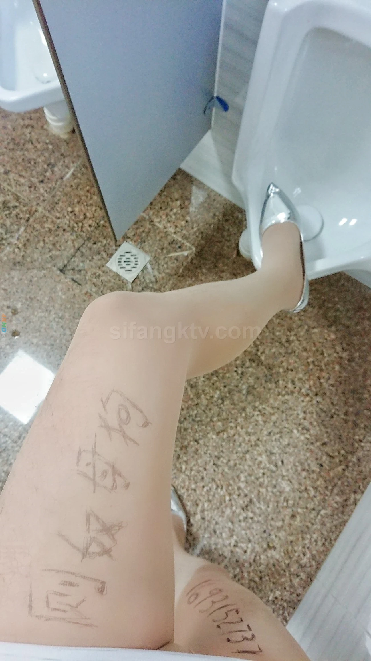 [OtherXXX] GeLeiRenQiSeYingShiQianGuiZeJiPinWangHongSiPaiLiuChu — photo 441