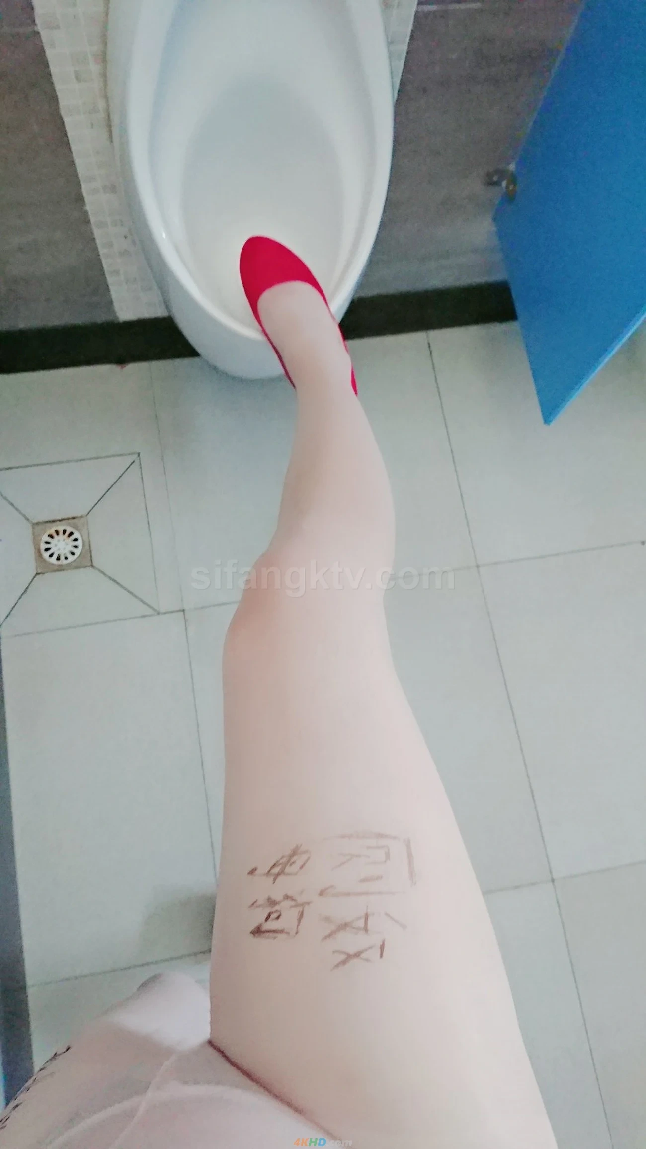 [OtherXXX] GeLeiRenQiSeYingShiQianGuiZeJiPinWangHongSiPaiLiuChu — photo 632