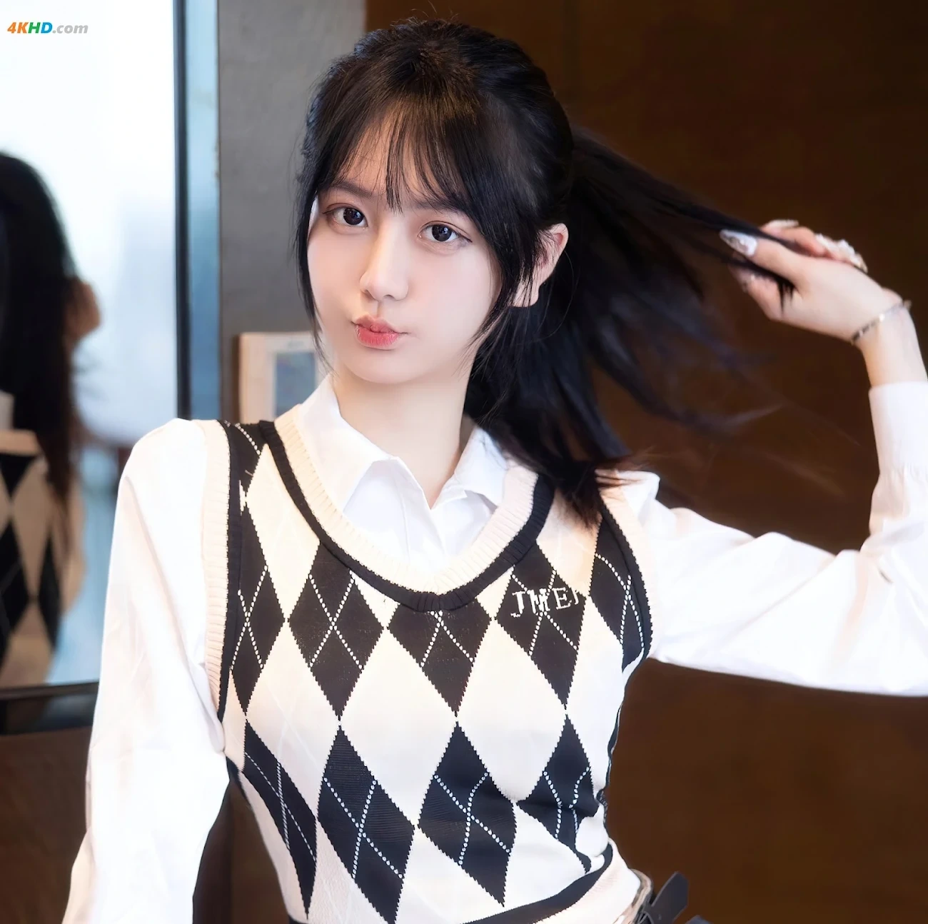 XieXiaoEn(YouYou) - DianDongWanJu — photo 6