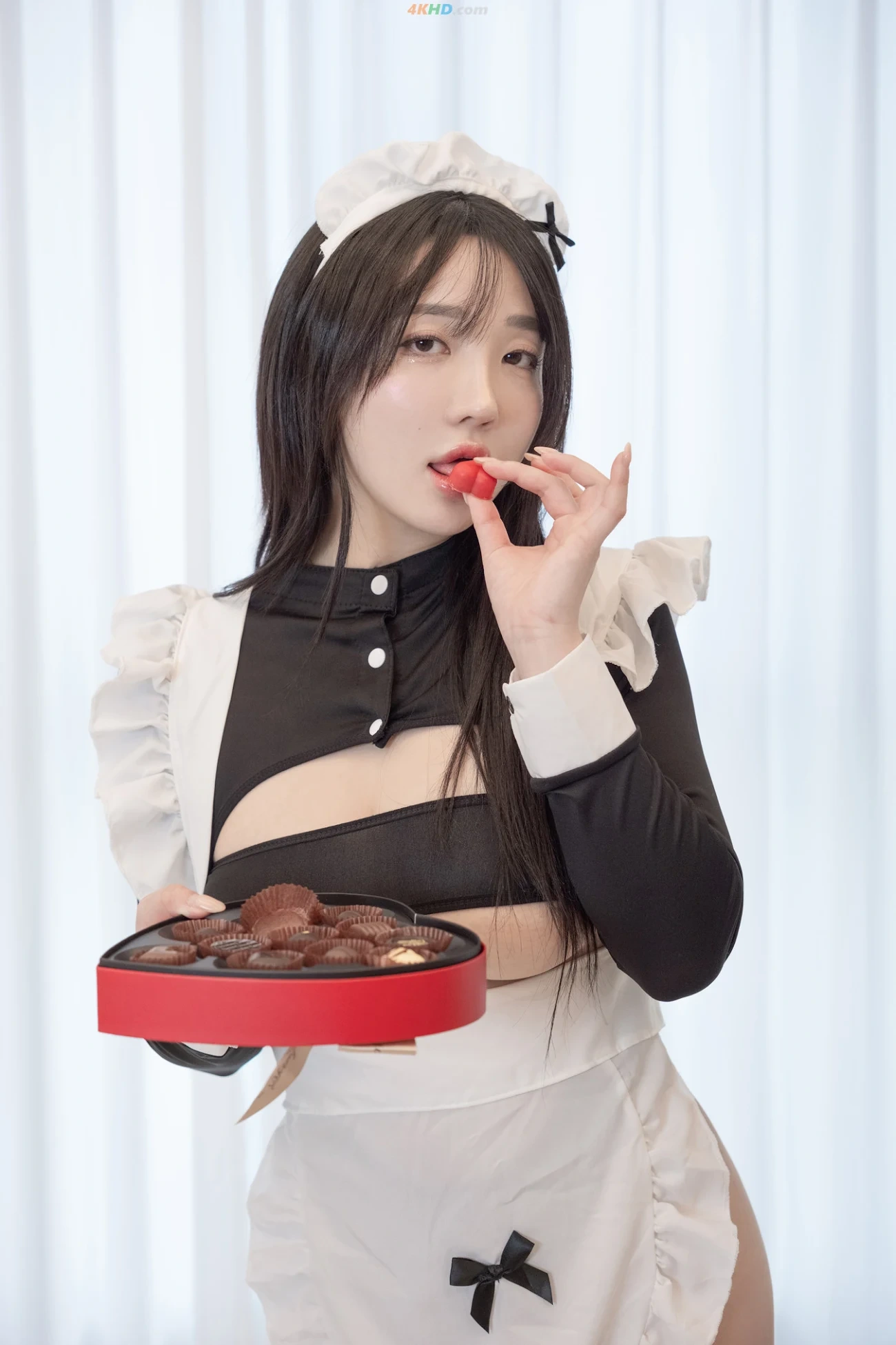 Son Ye Eun (SonYeEun) Valentine's Day — photo 11