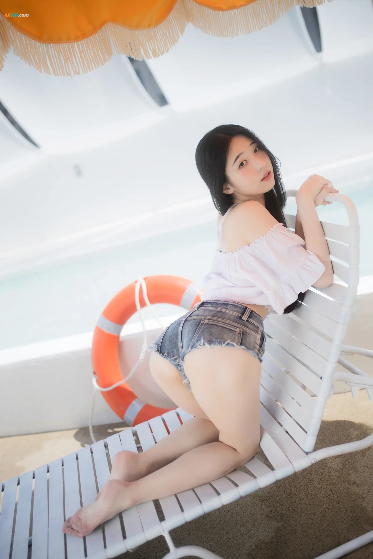 Yeonwoo_Mini photobok — photo 3