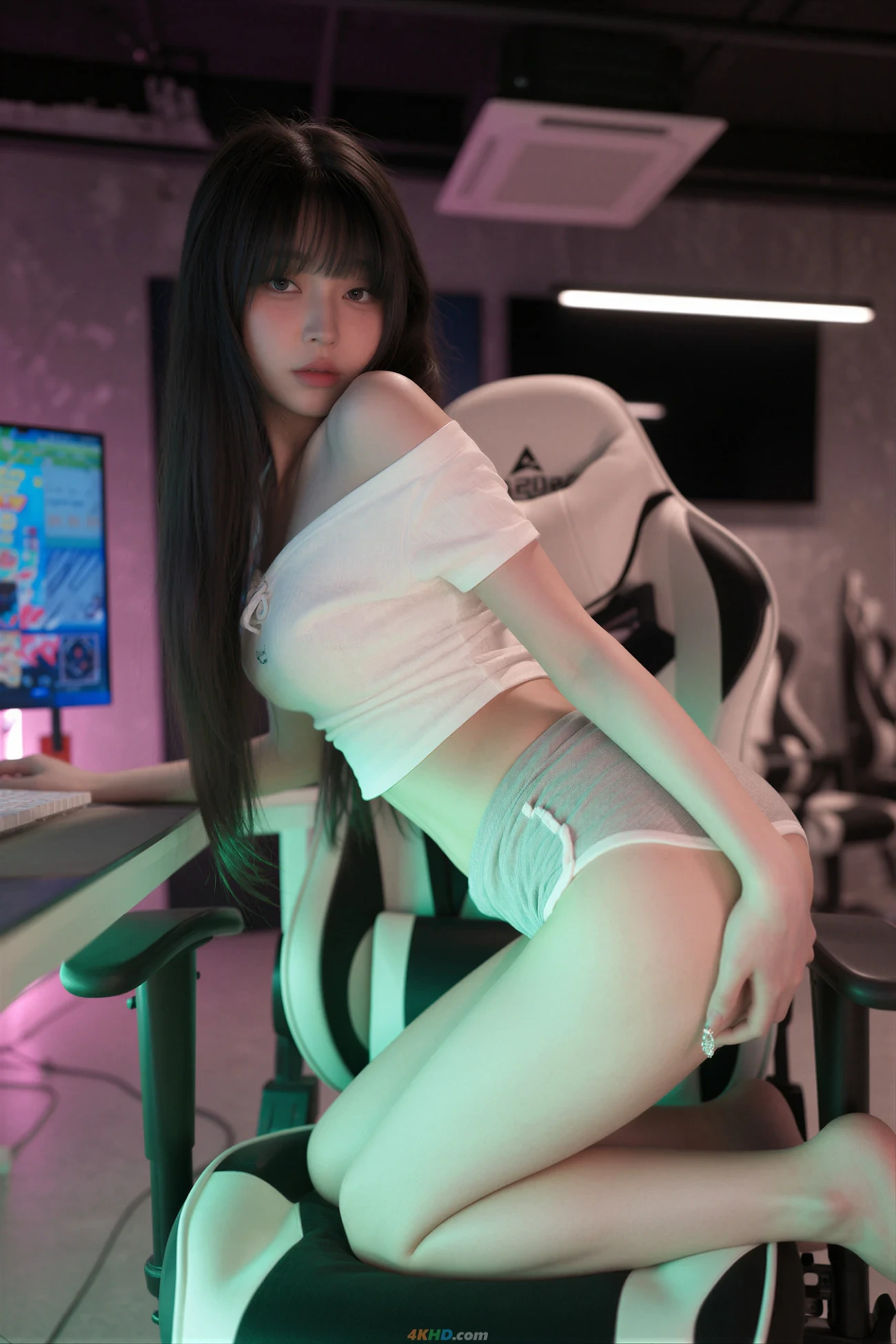 [AI Enhanced] [X.O] Yudi (YuDi) - After Hours PC Cafe — photo 65