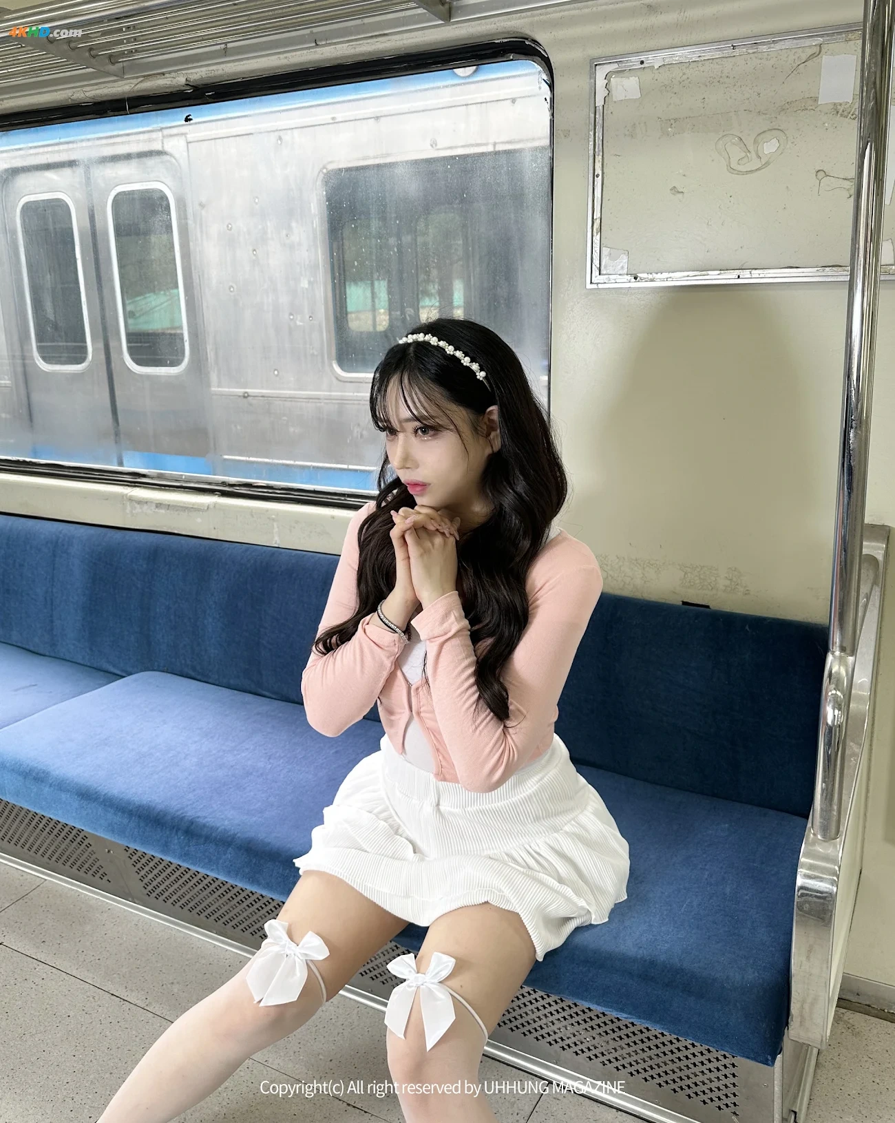 [UHHUNG MAGAZINE] Hani (HaNi) - The Girlfriend on The Subway — photo 7