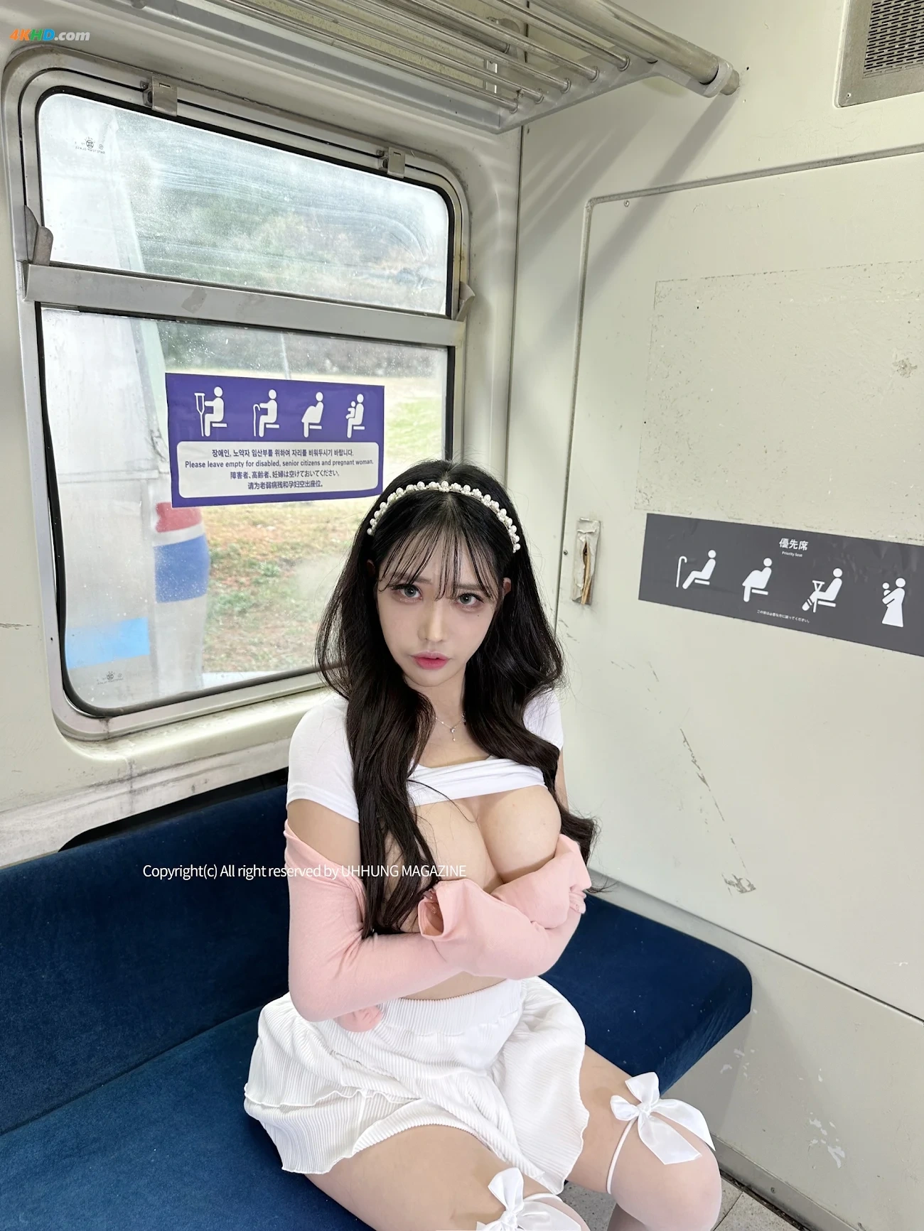 [UHHUNG MAGAZINE] Hani (HaNi) - The Girlfriend on The Subway — photo 36