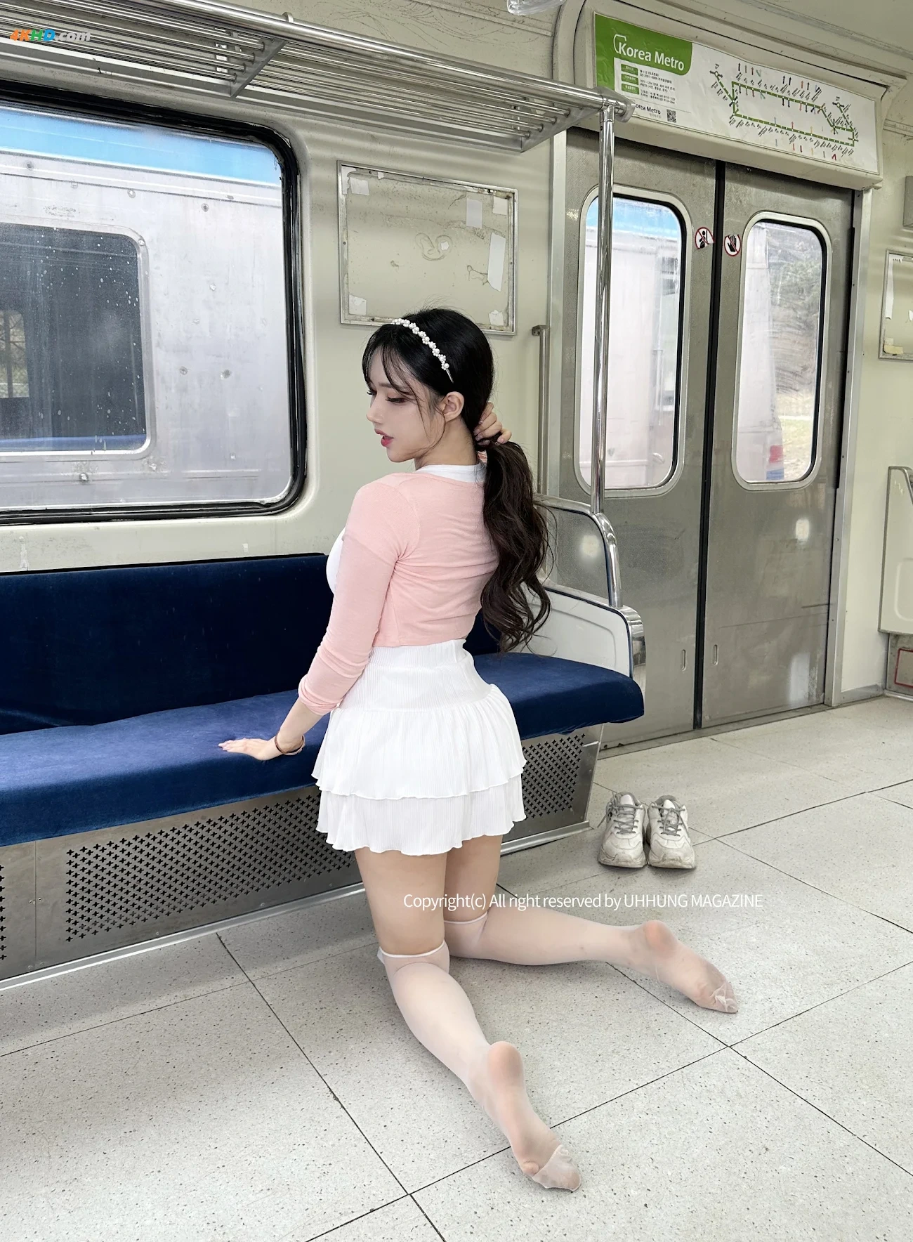 [UHHUNG MAGAZINE] Hani (HaNi) - The Girlfriend on The Subway — photo 68