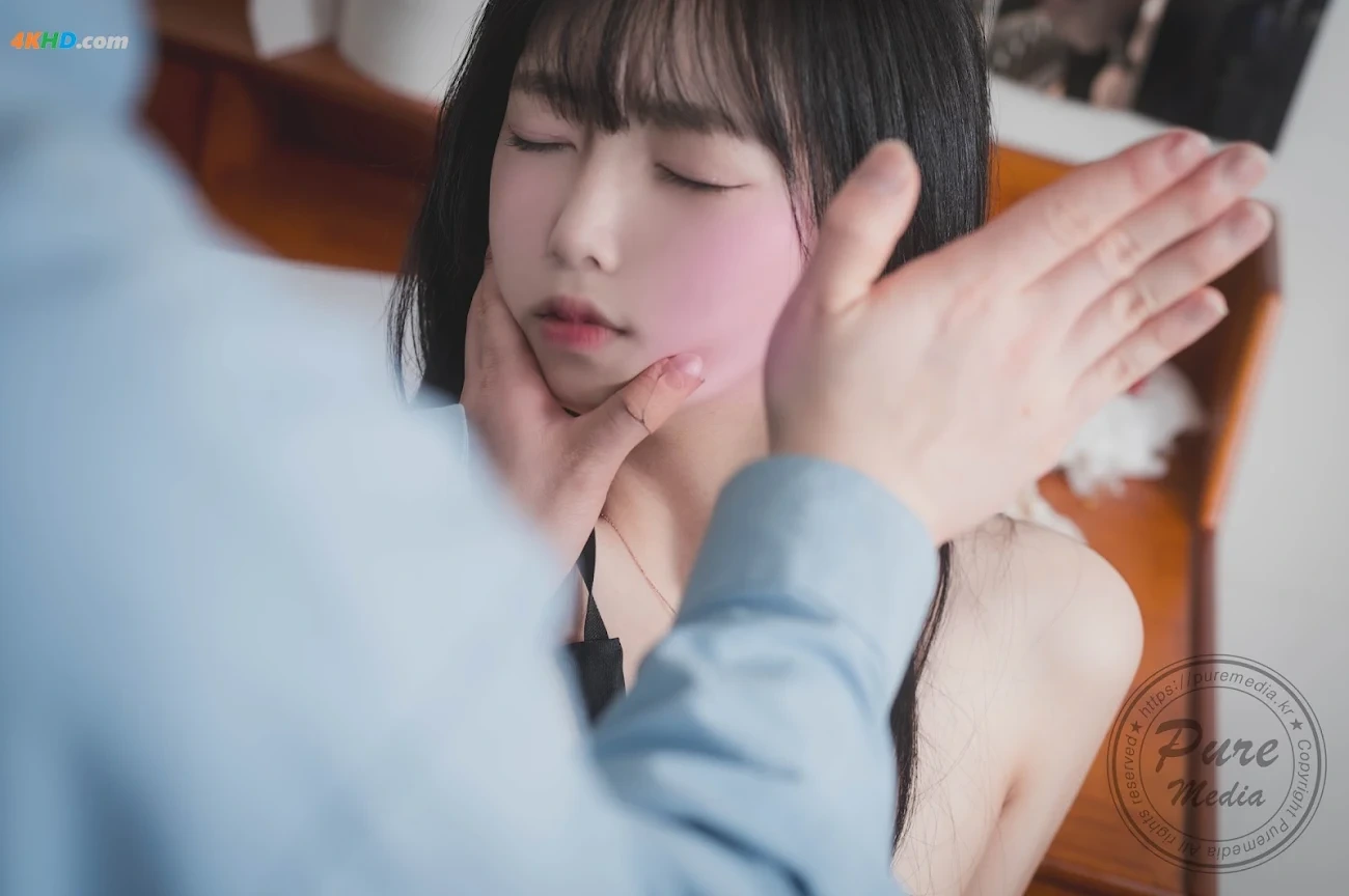 Pure Media Vol.285 Hina (HiNa) - Psycho Stalker's Room — photo 93