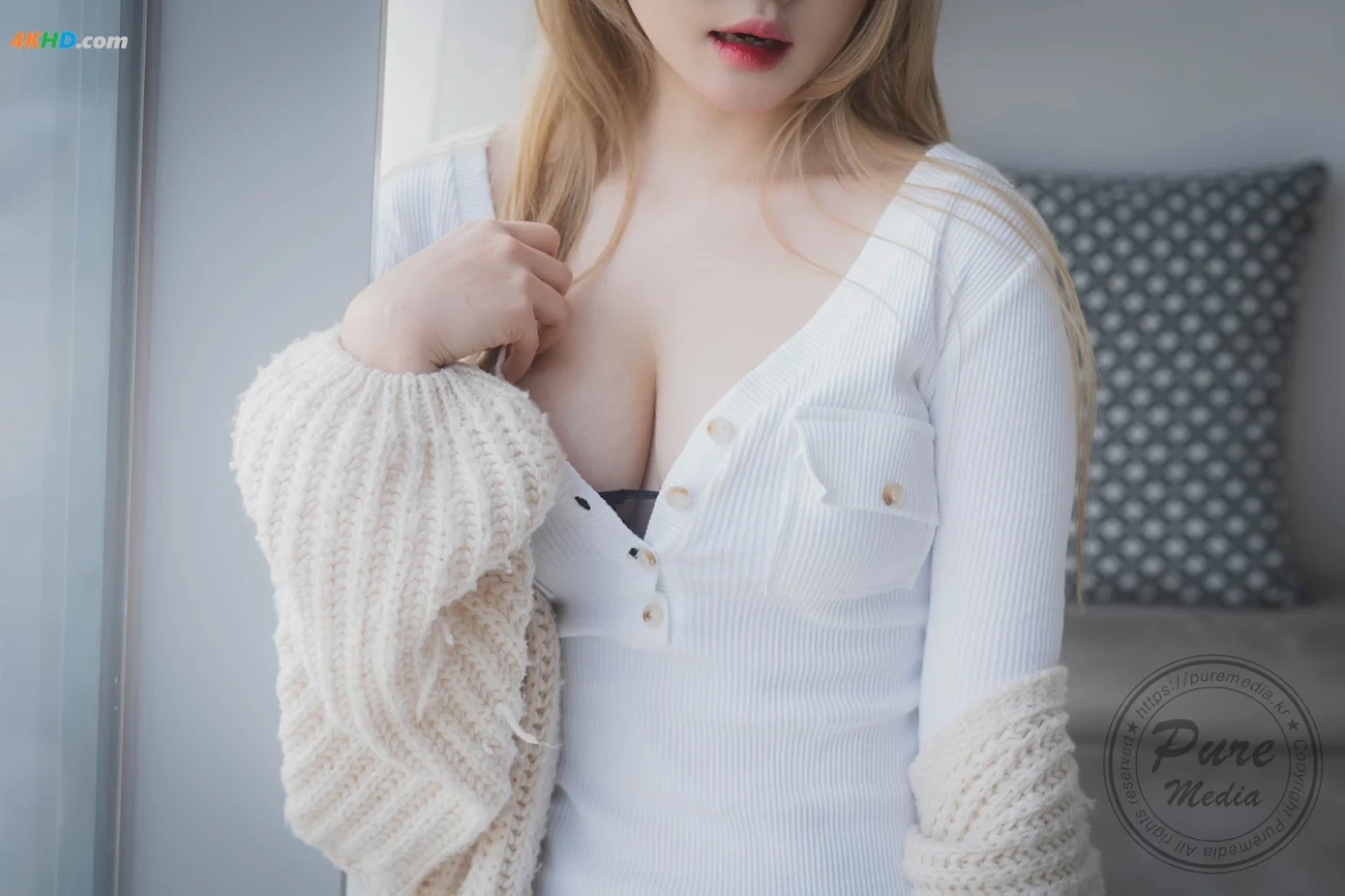 Pure Media Vol.284 Raon - First Naked — photo 11