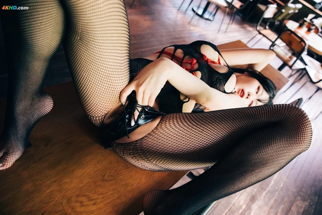 [Loozy] Zia (JiA) - SM Bar Part2 — photo 15