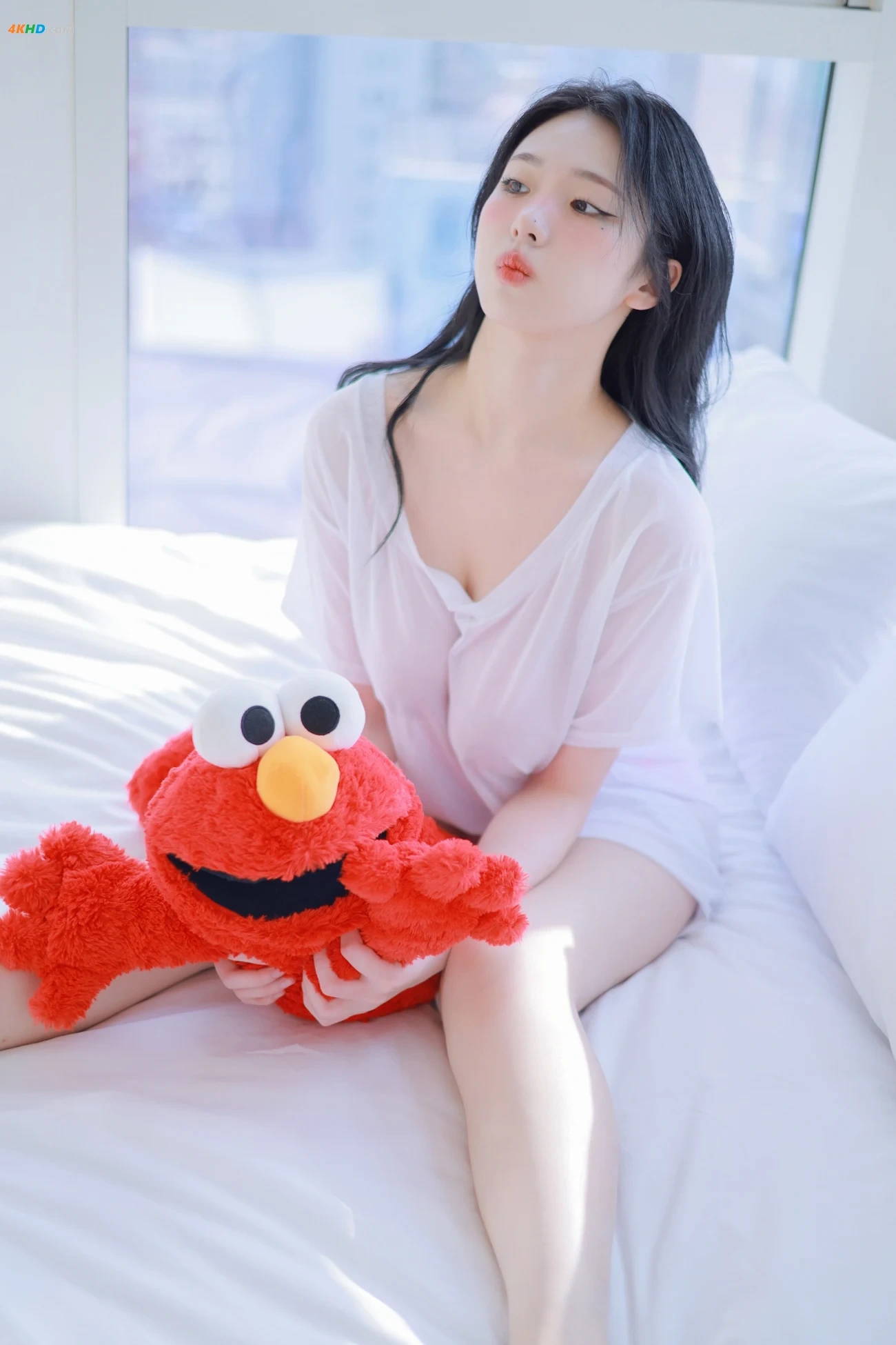 Yeonwoo - Naked — photo 3