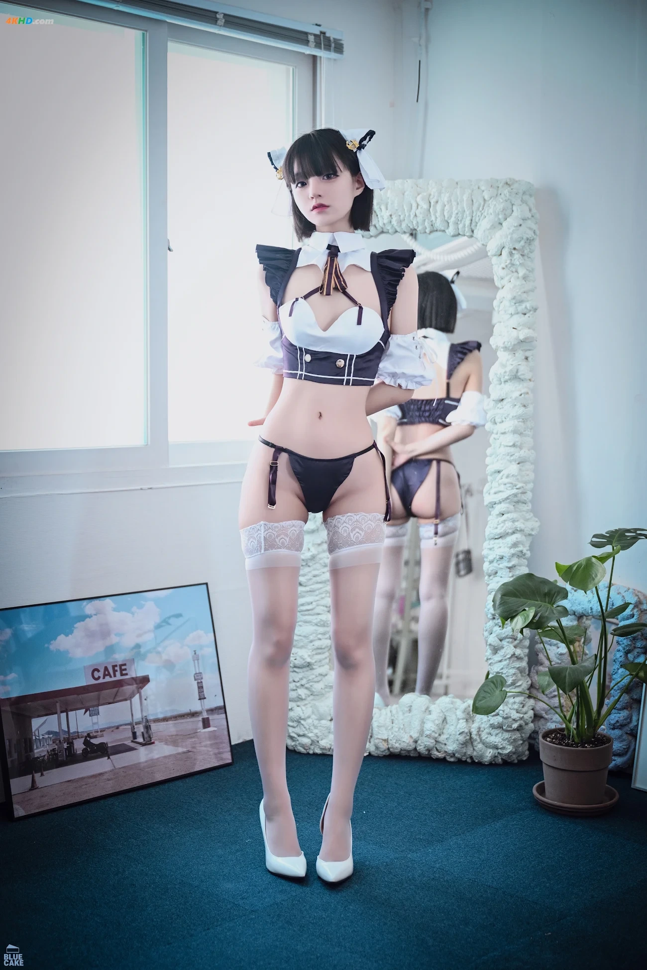 Jenny (JeongJeNi) BLUECAKE Jenny (JeongJeNi) Maid Cosplay — photo 1