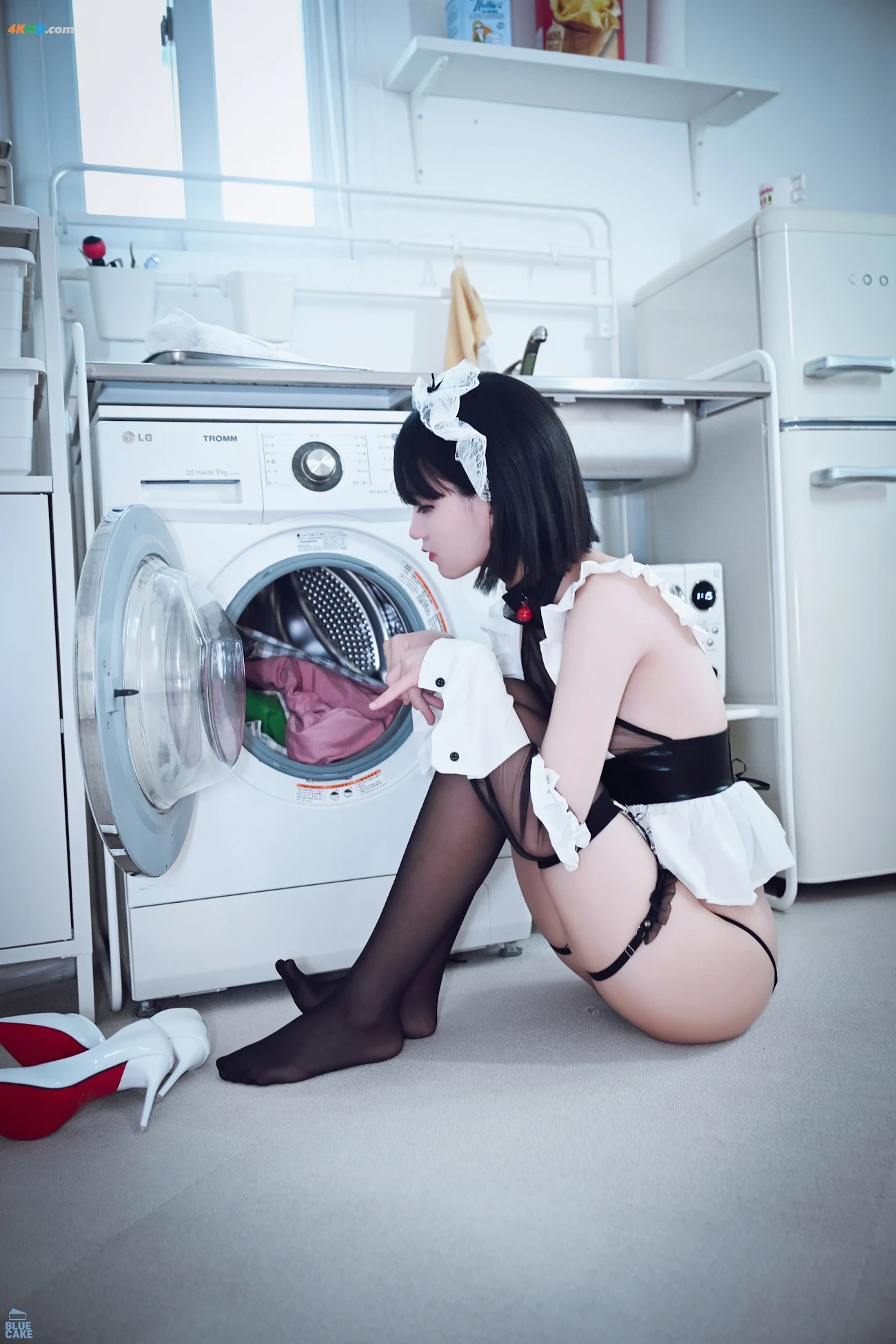 Jenny (JeongJeNi) BLUECAKE Jenny (JeongJeNi) Maid Cosplay — photo 80