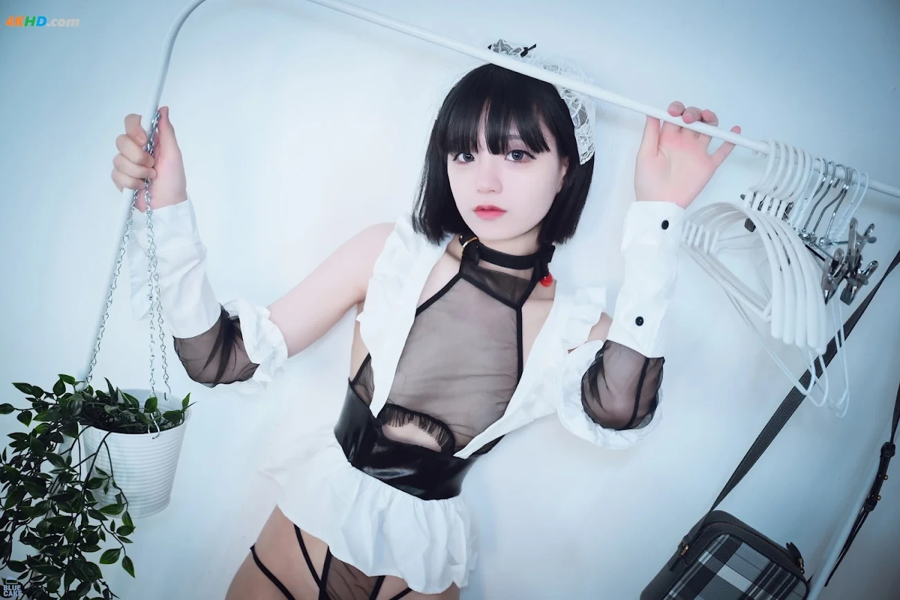 Jenny (JeongJeNi) BLUECAKE Jenny (JeongJeNi) Maid Cosplay — photo 101