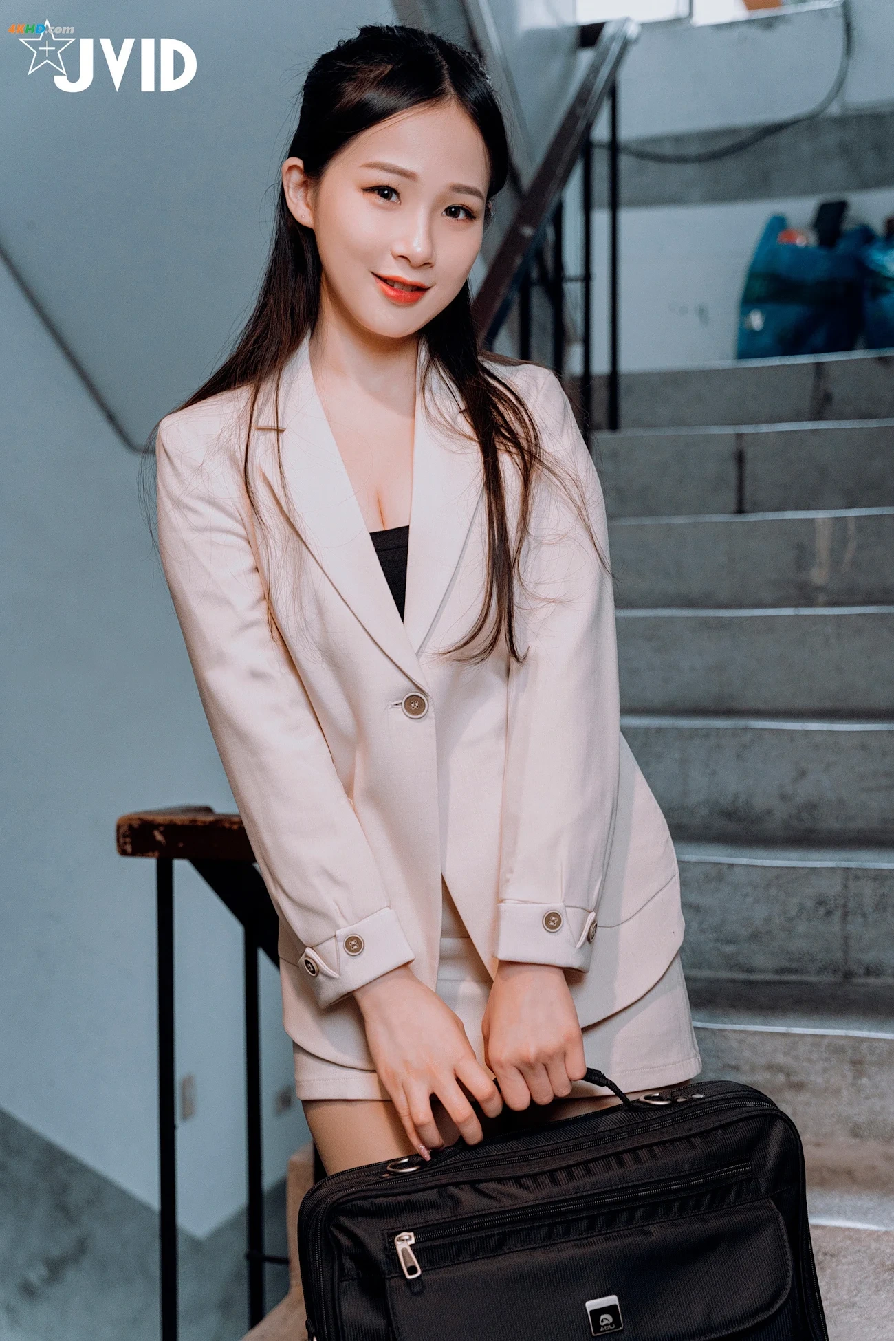 JVID_JieMi Juice - FeiJiBeiDaoFuTuiXiaoYuan — photo 8