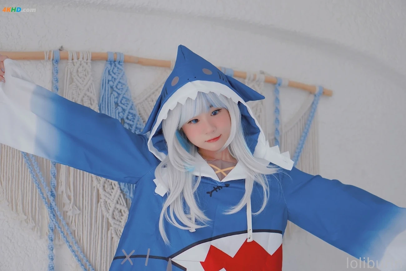 Burin cosplay Gawr Gura - Hololive — photo 3
