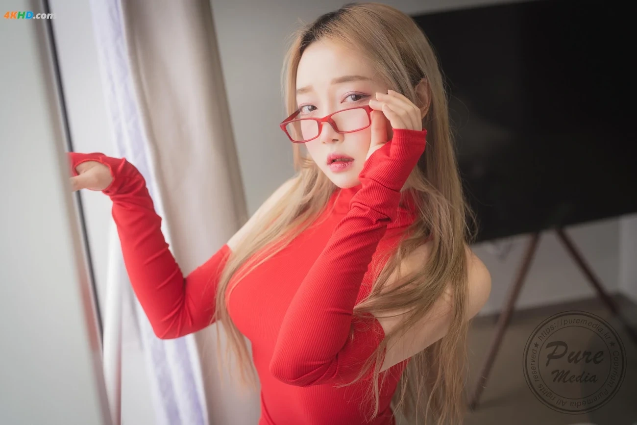 Pure Media Vol.278 Raon - Red day and lonely girl — photo 9